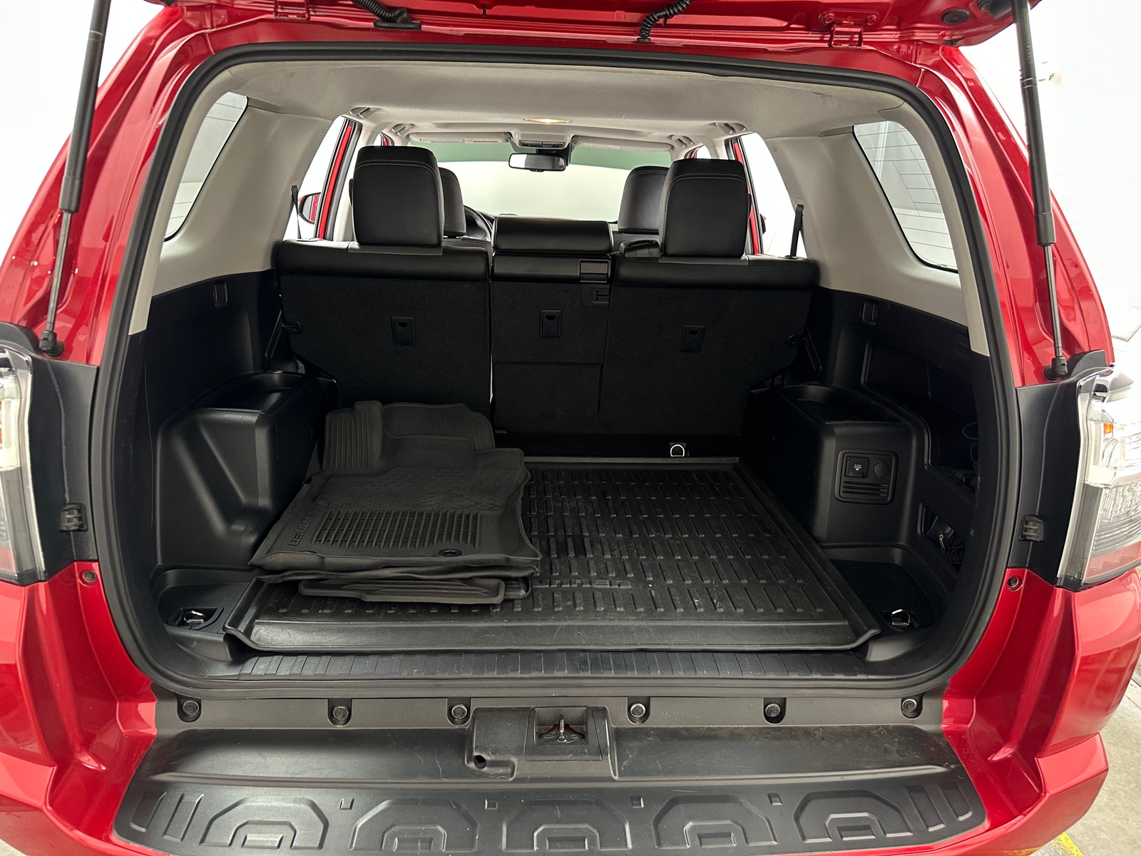 Thumbnail: 2021 Toyota 4Runner - 6