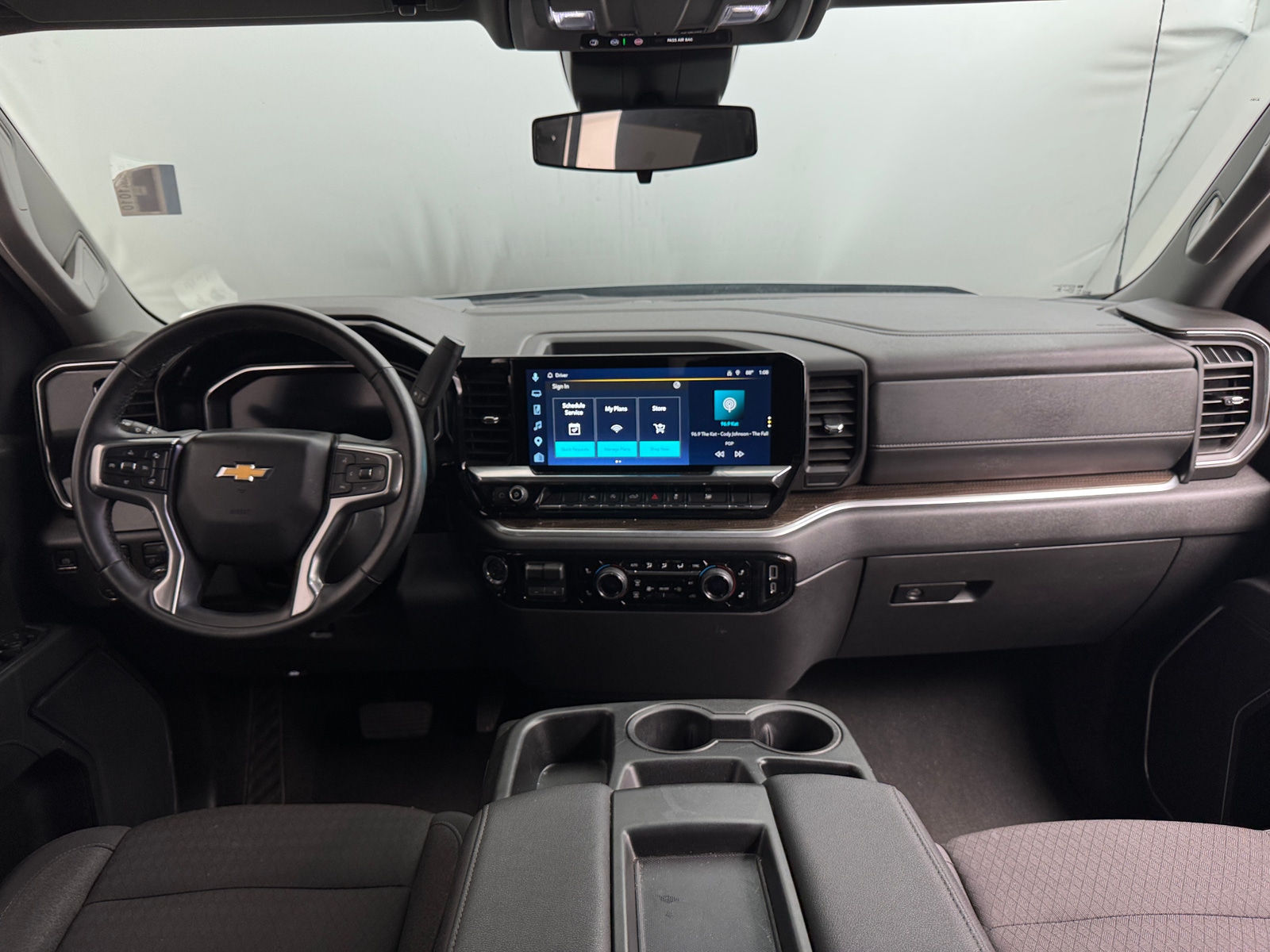 Thumbnail: 2026 Chevrolet Silverado 1500 - 3
