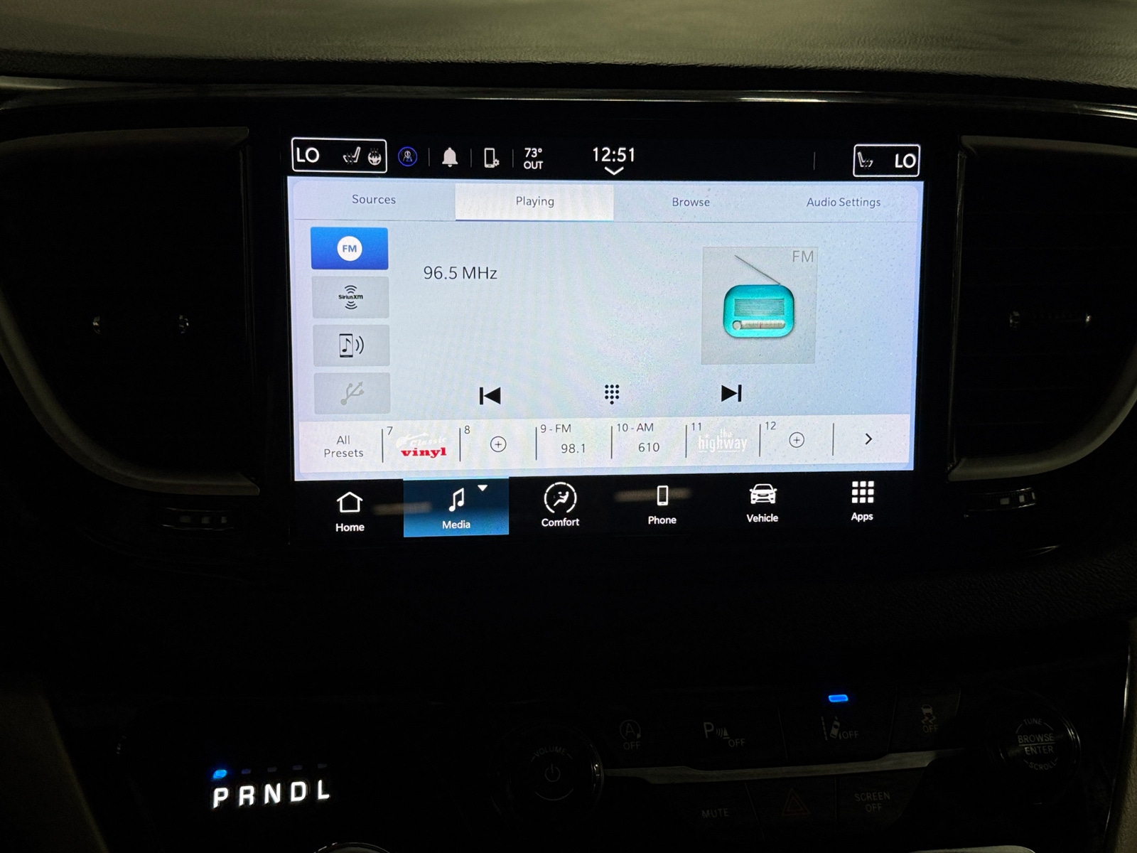 Thumbnail: 2024 Chrysler Pacifica - 3