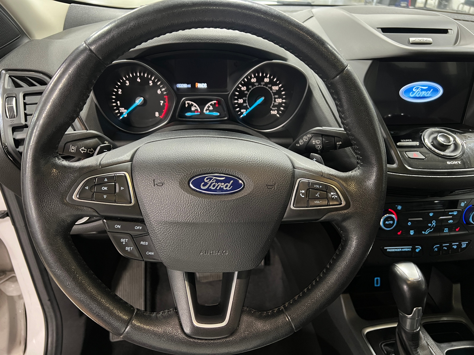 Thumbnail: 2017 Ford Escape - 4