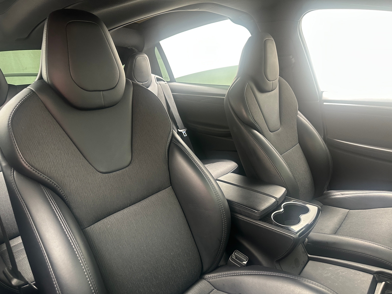 Thumbnail: 2018 Tesla Model X - 2