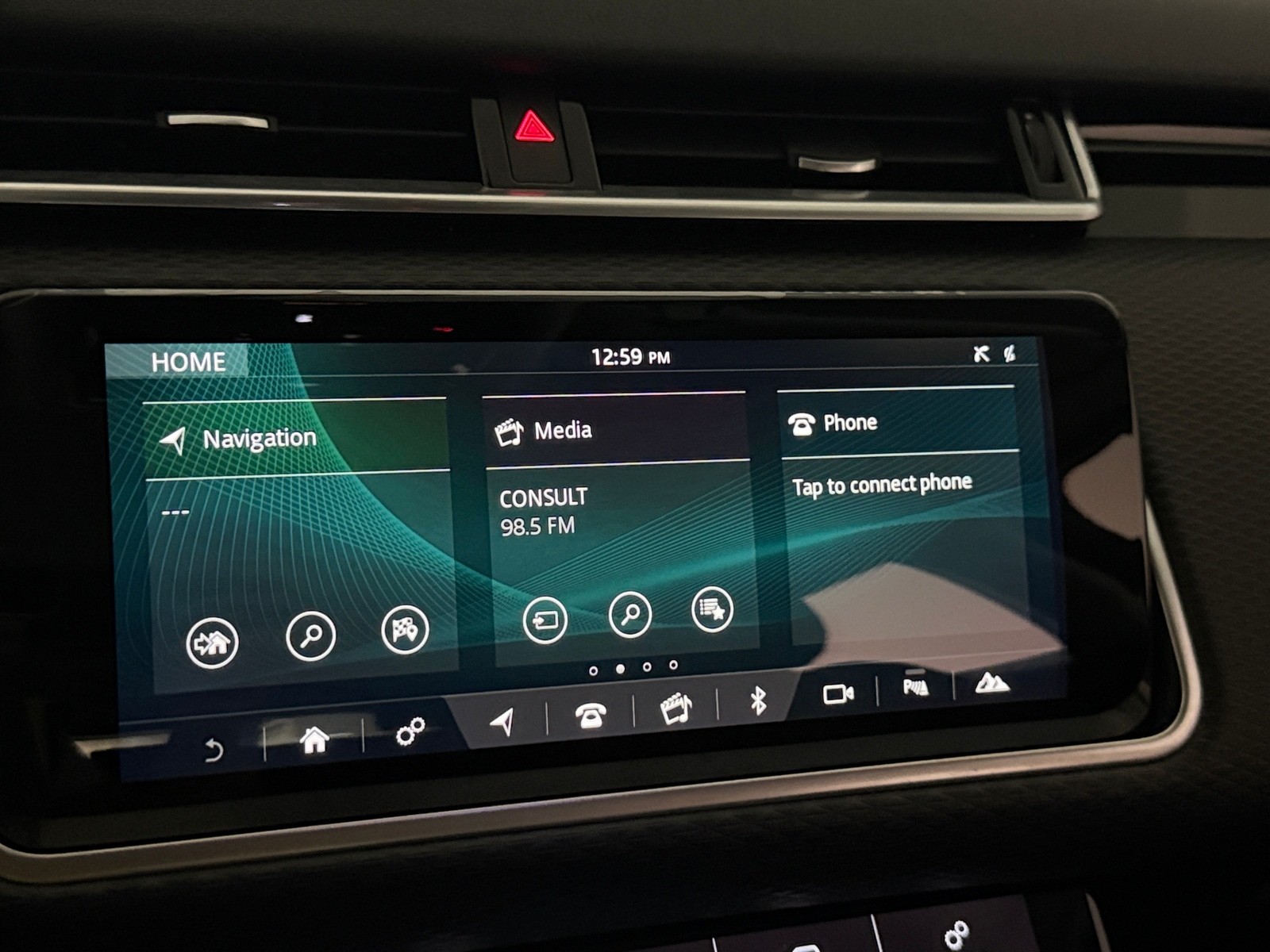 Thumbnail: 2018 Land Rover Range Rover Velar - 3