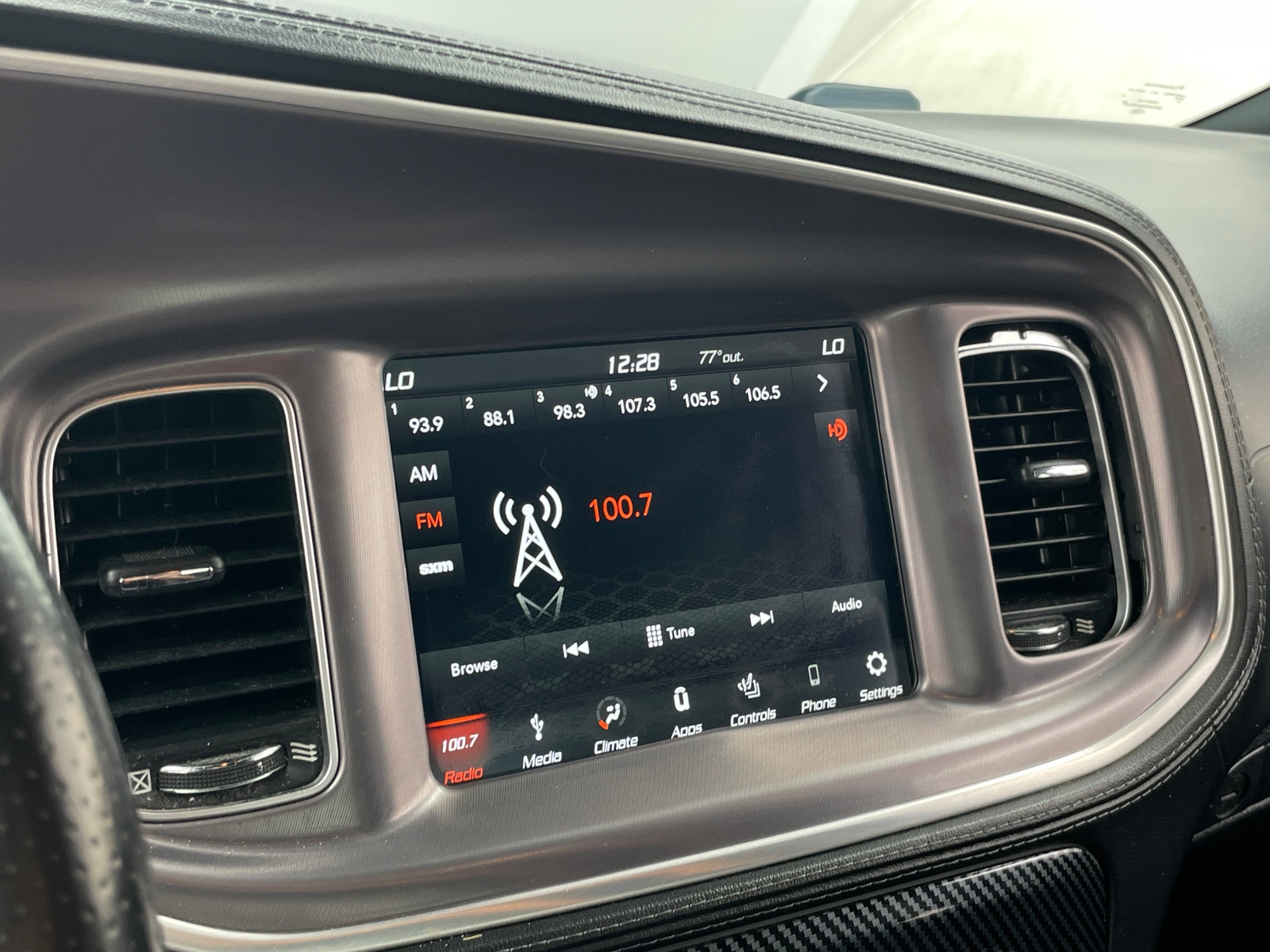 Thumbnail: 2019 Dodge Charger - 4
