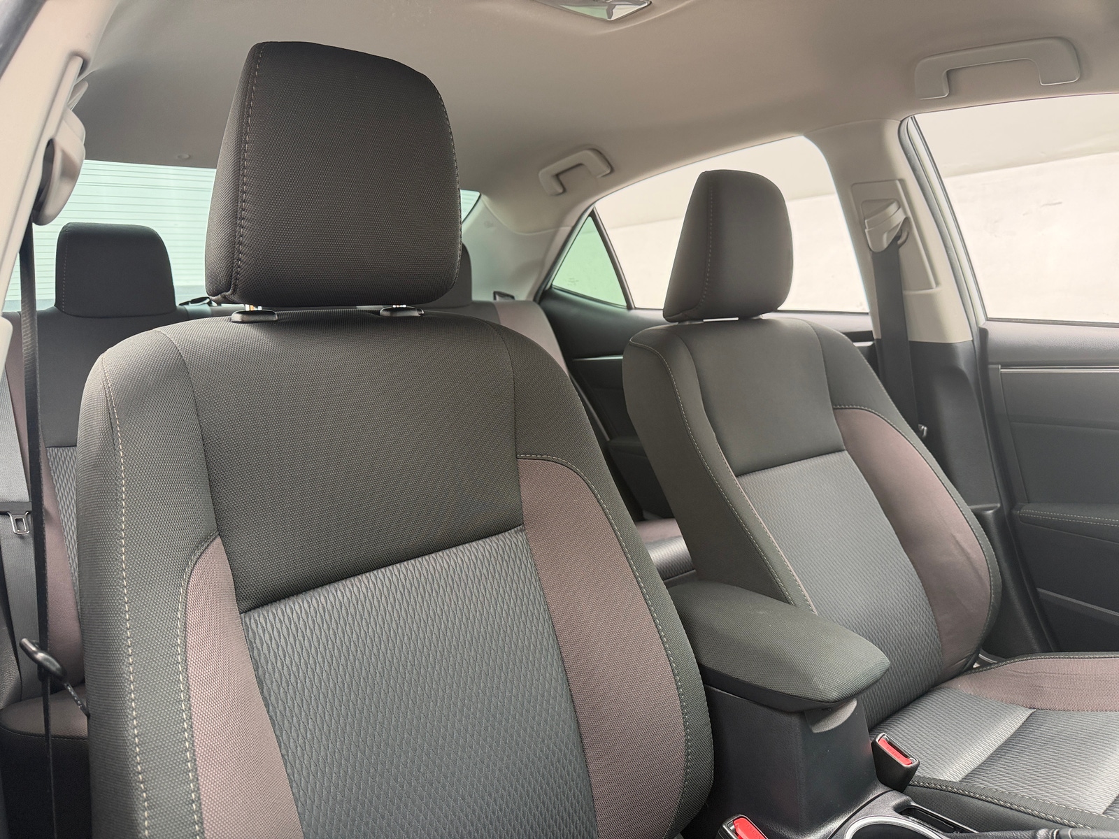 Thumbnail: 2018 Toyota Corolla - 2