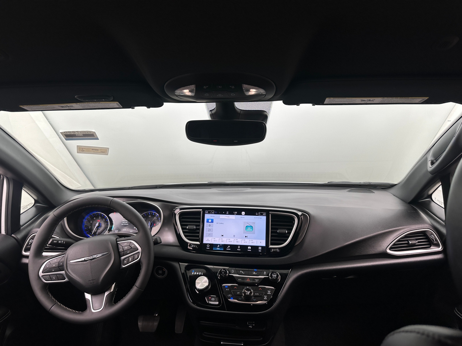 Thumbnail: 2026 Chrysler Pacifica - 2