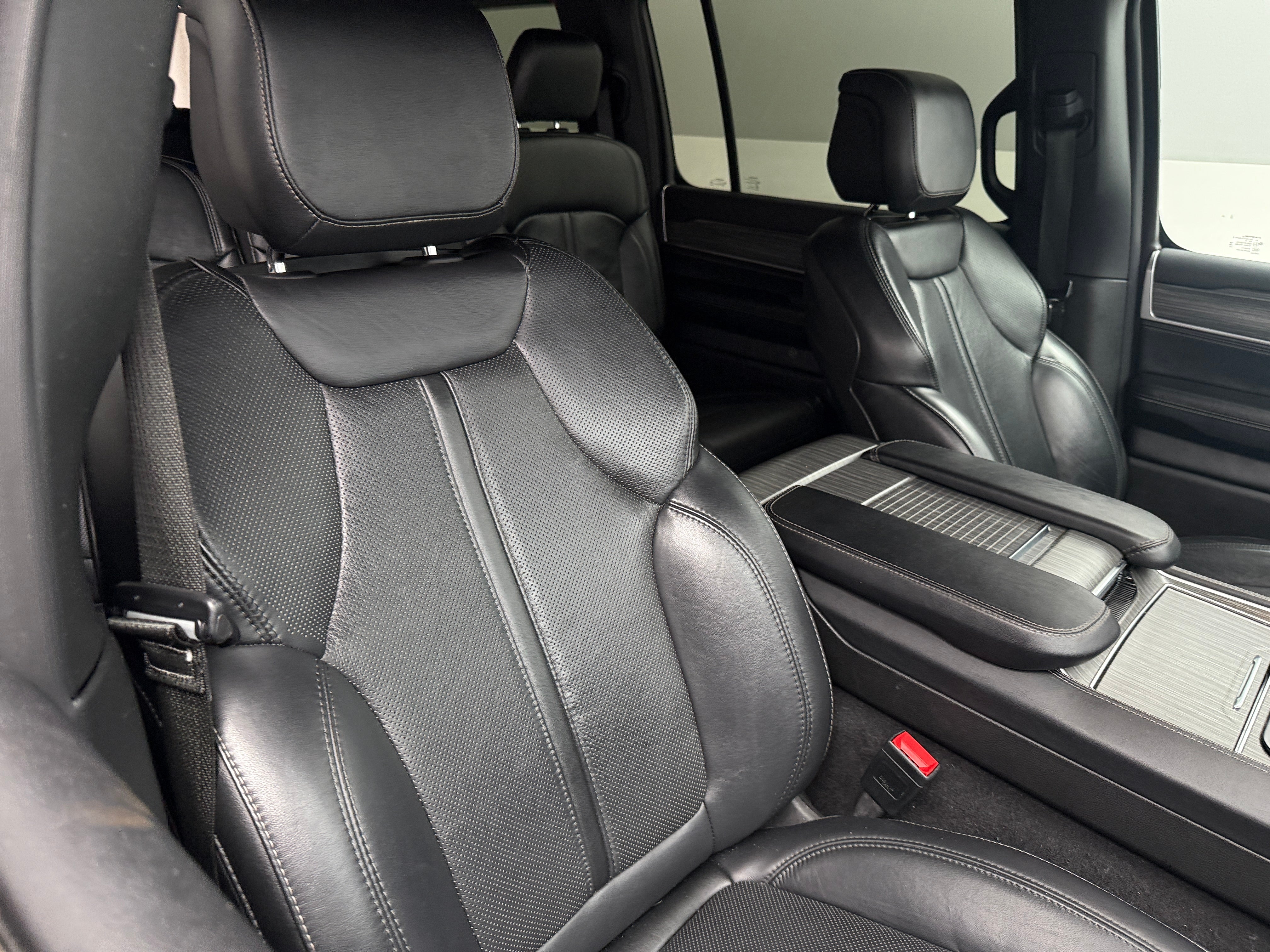 2024 Jeep Wagoneer L