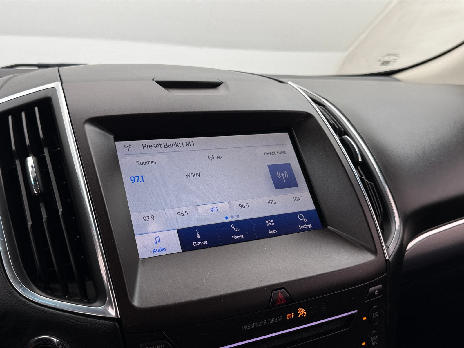 Thumbnail: 2019 Ford Edge - 3