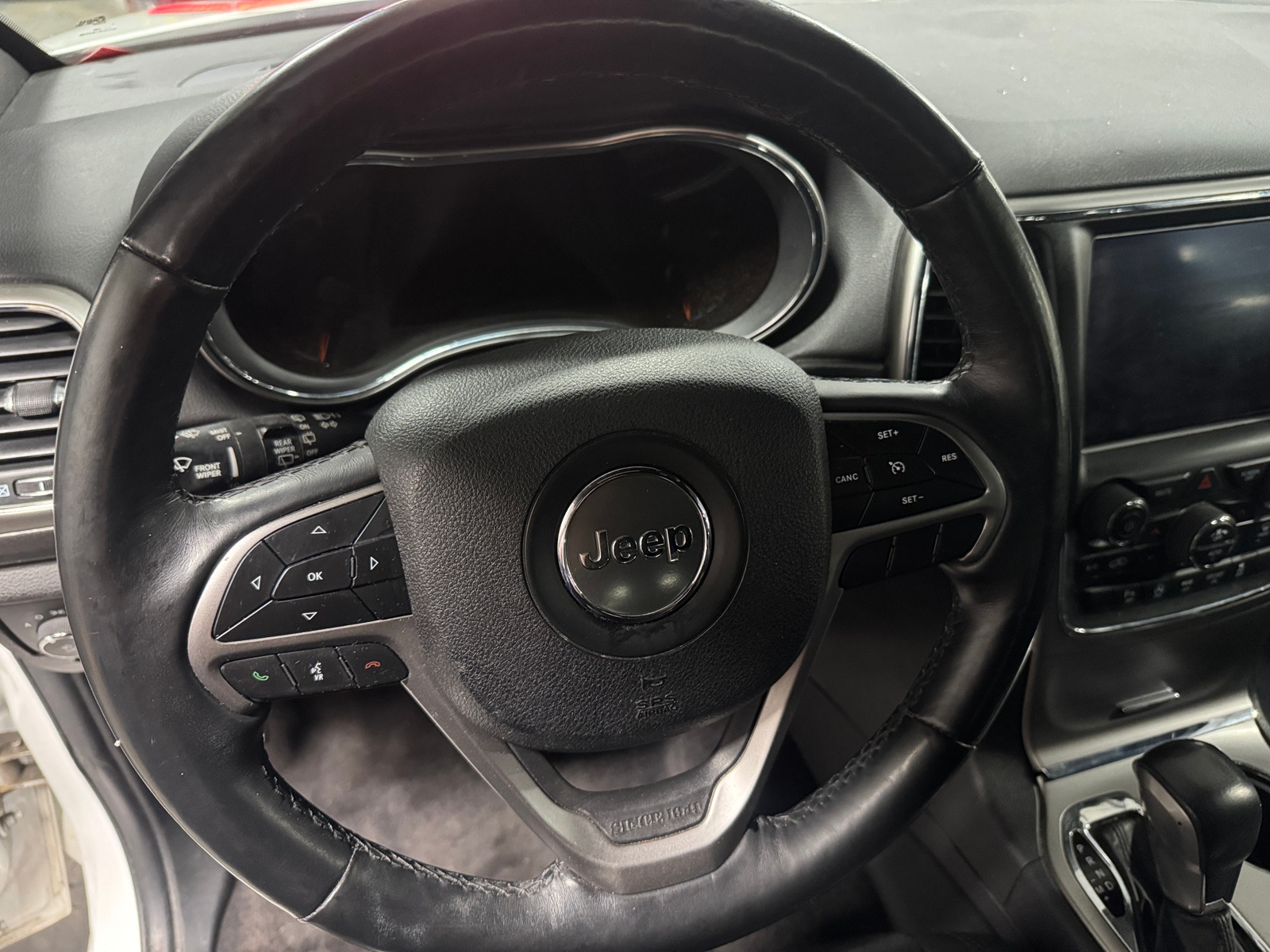 Thumbnail: 2018 Jeep Grand Cherokee - 4