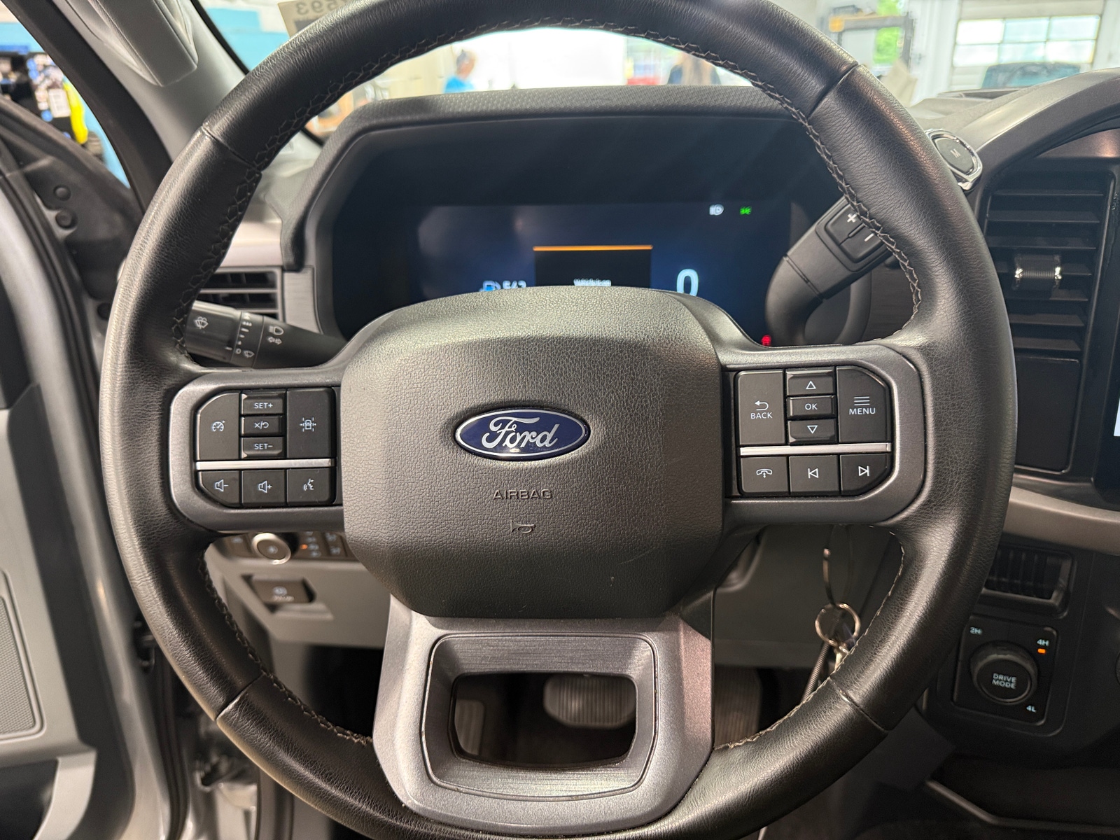 Thumbnail: 2025 Ford Econoline - 4