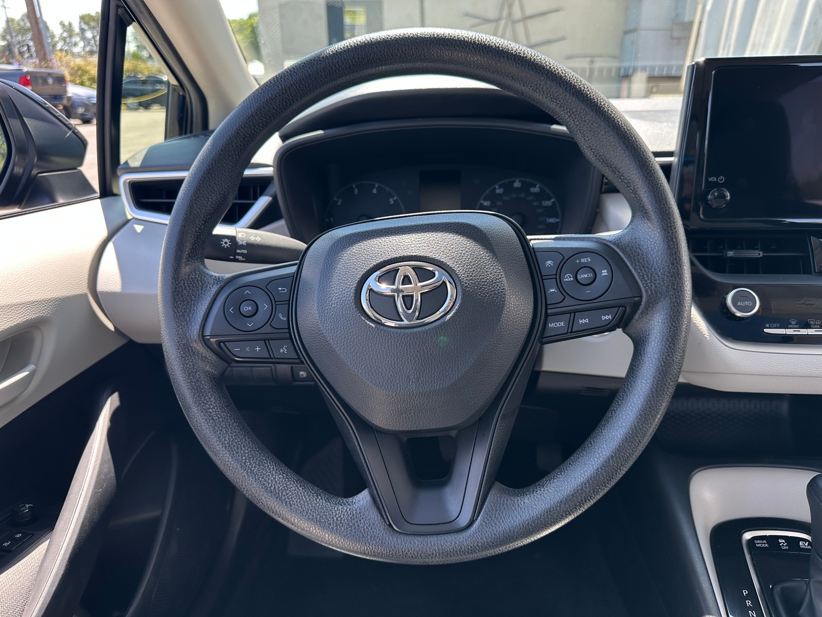 Thumbnail: 2023 Toyota Corolla - 5