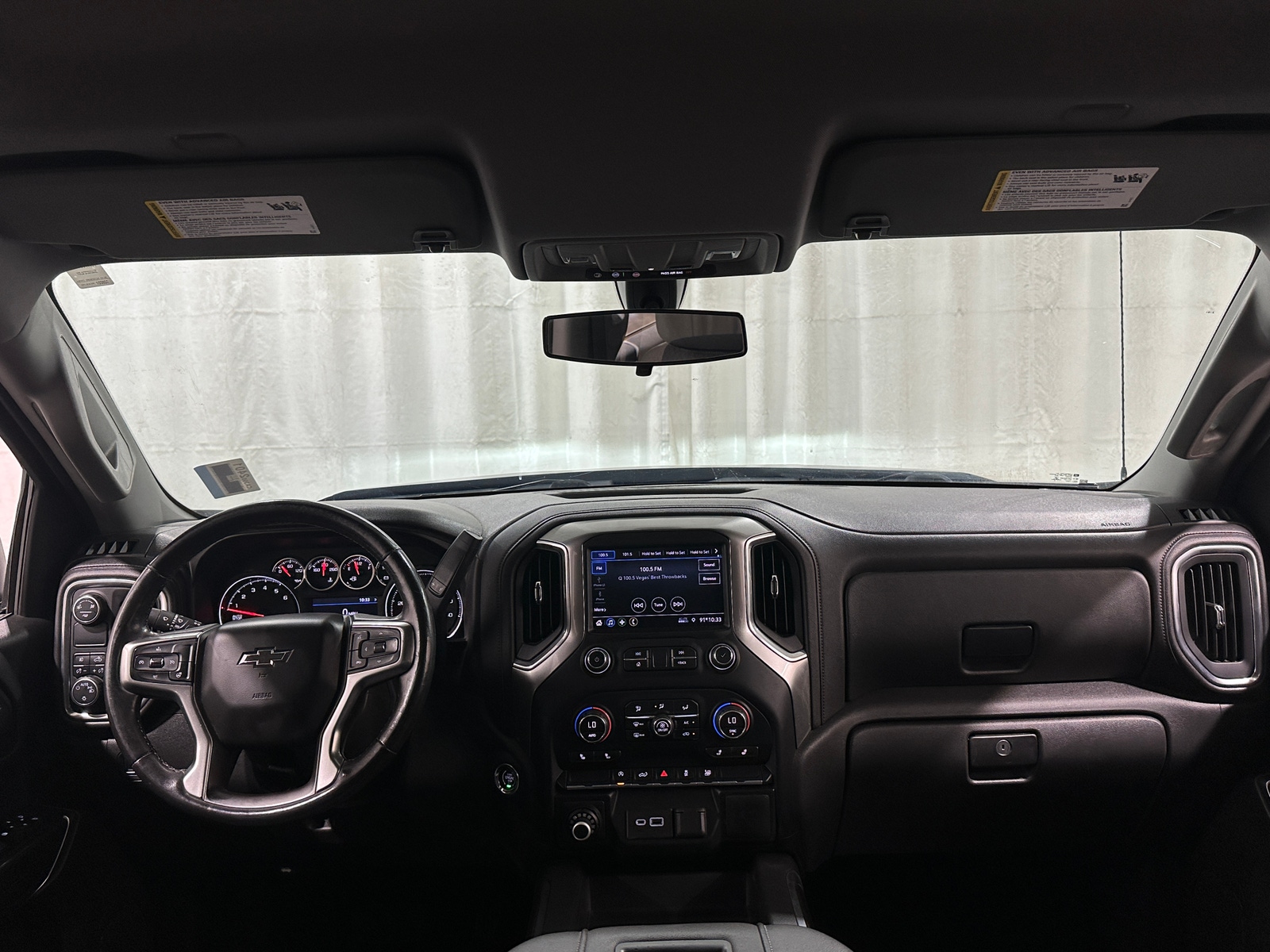 Thumbnail: 2019 Chevrolet Silverado 1500 - 3