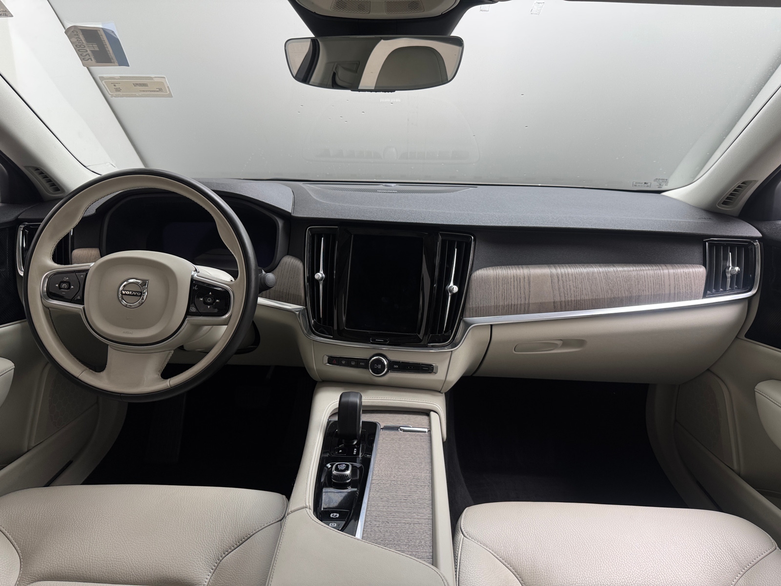 Thumbnail: 2023 Volvo S90 - 2