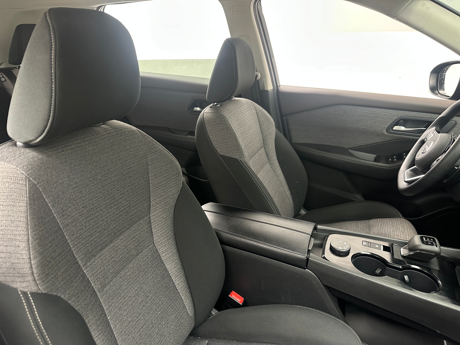 Thumbnail: 2023 Nissan Rogue - 2