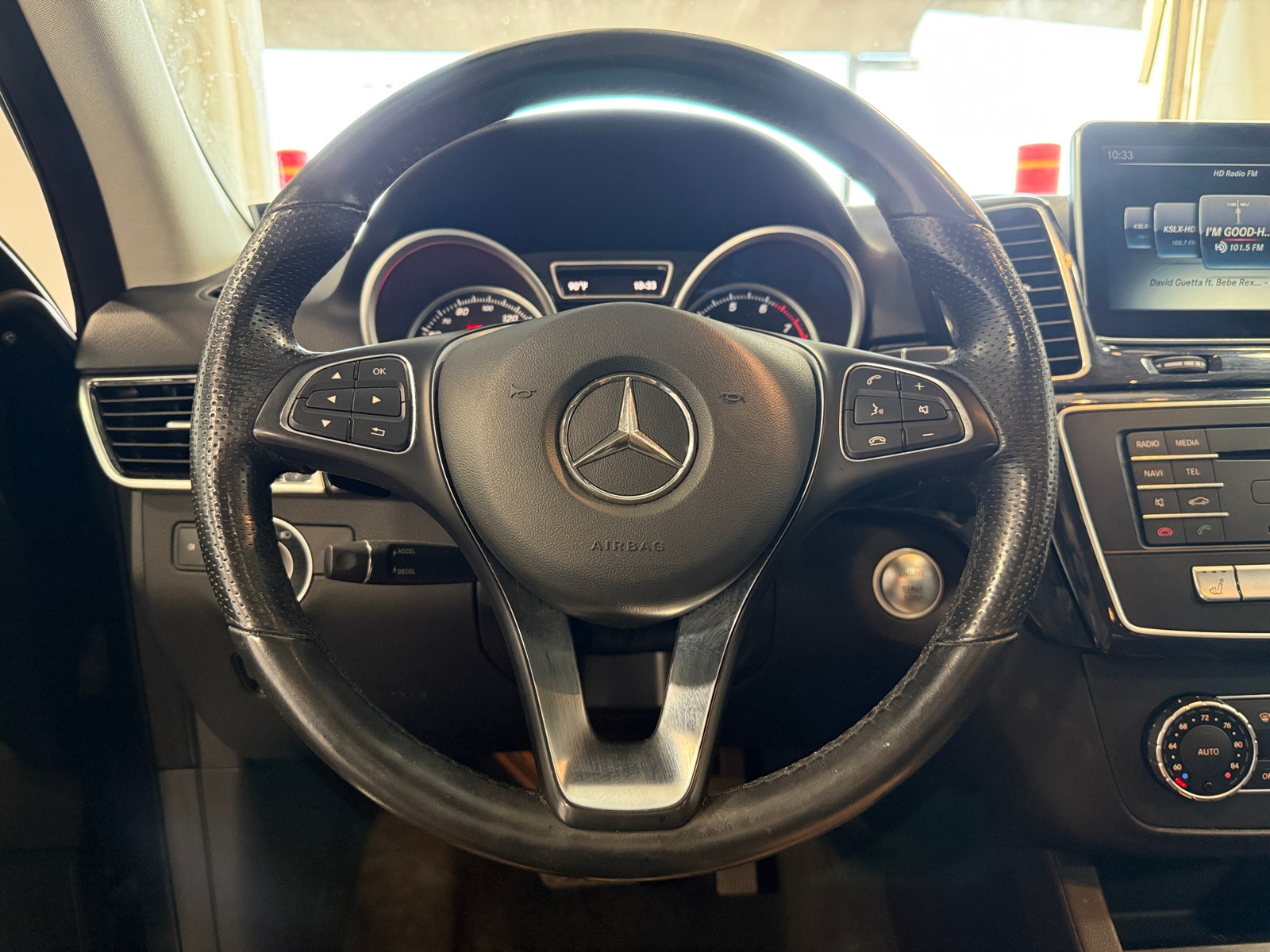 Thumbnail: 2016 Mercedes-Benz GLE - 4