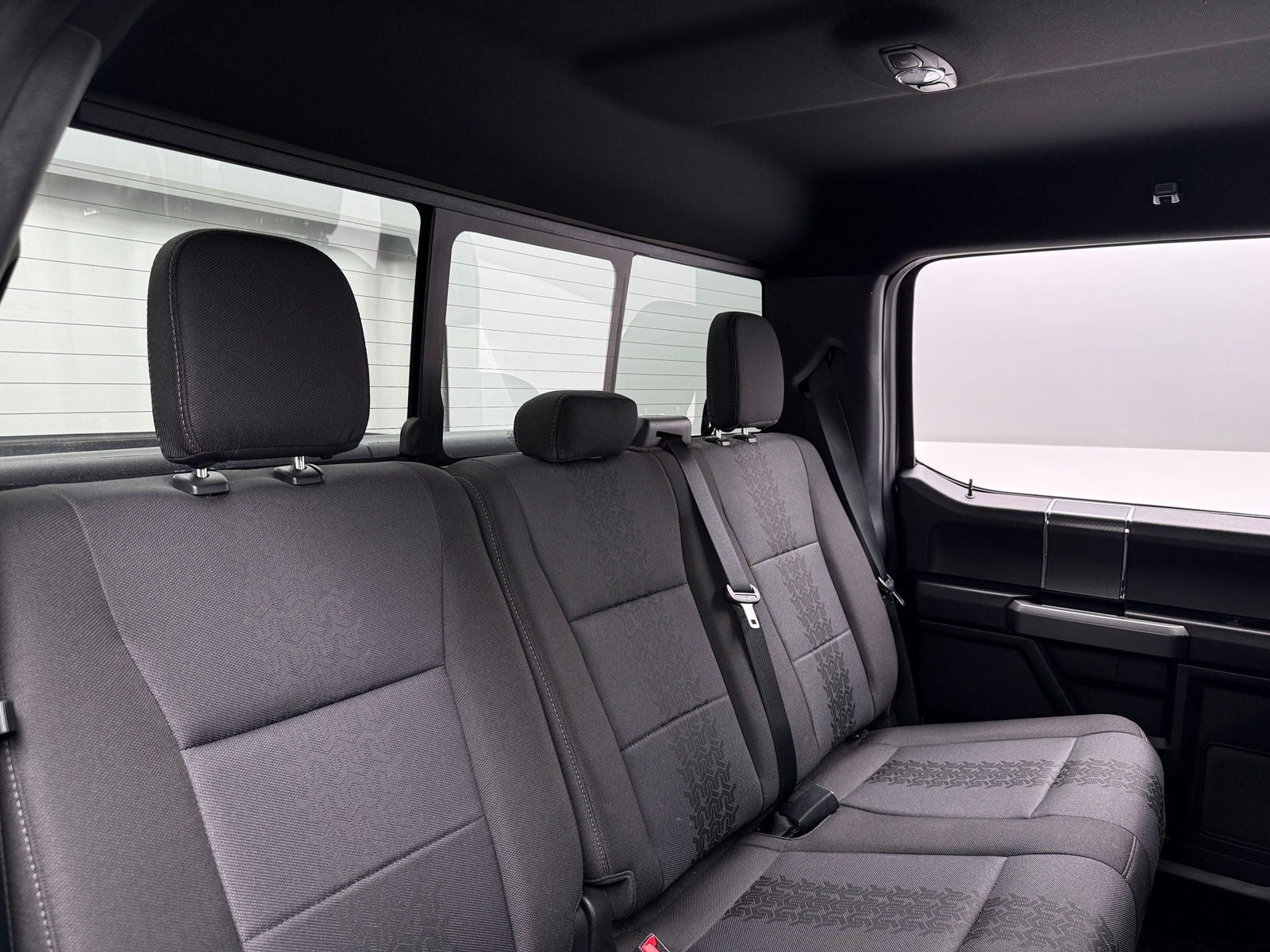 Thumbnail: 2020 Ford Econoline - 6