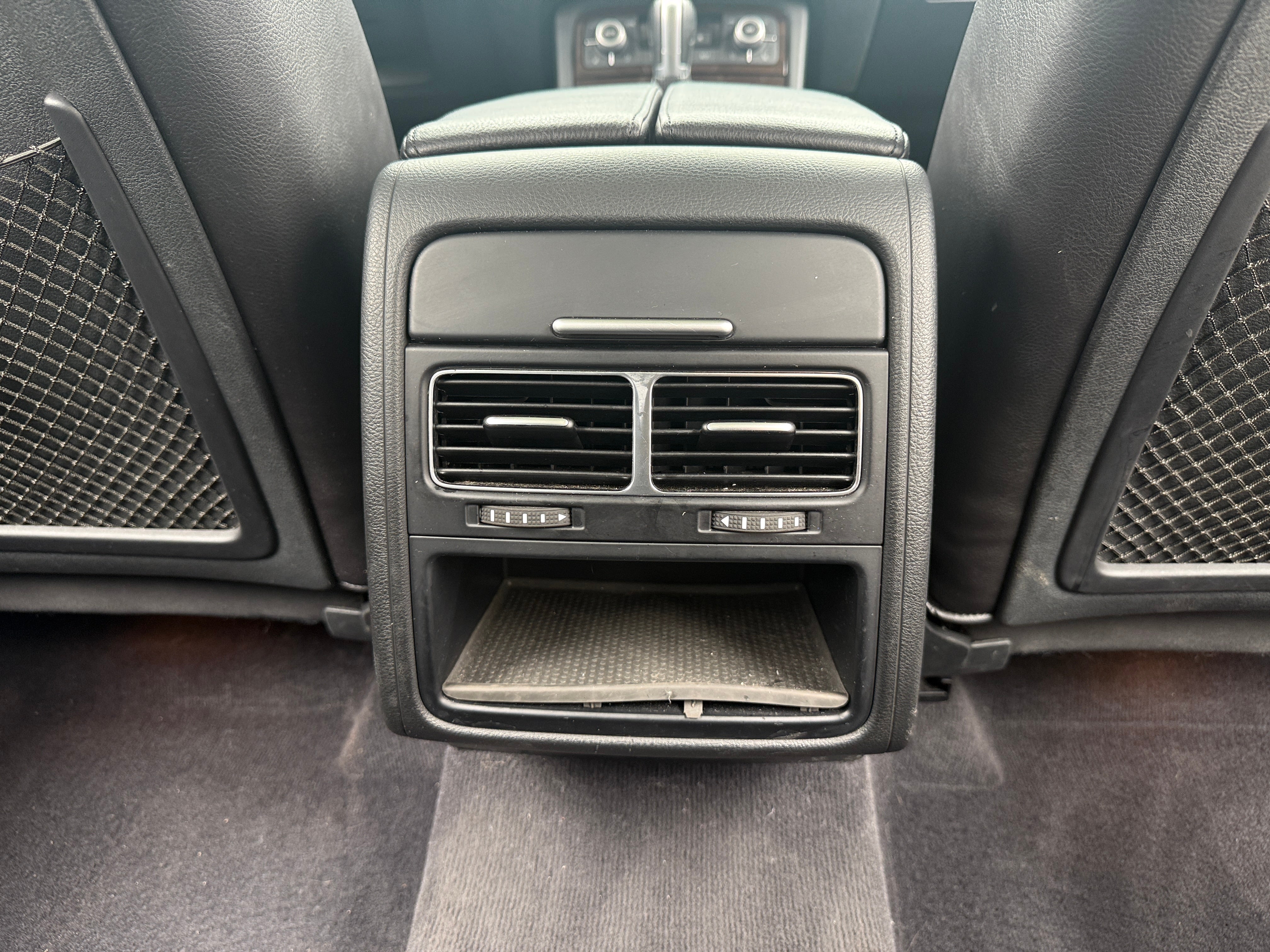 2016 Volkswagen Touareg Lux - Photo 5