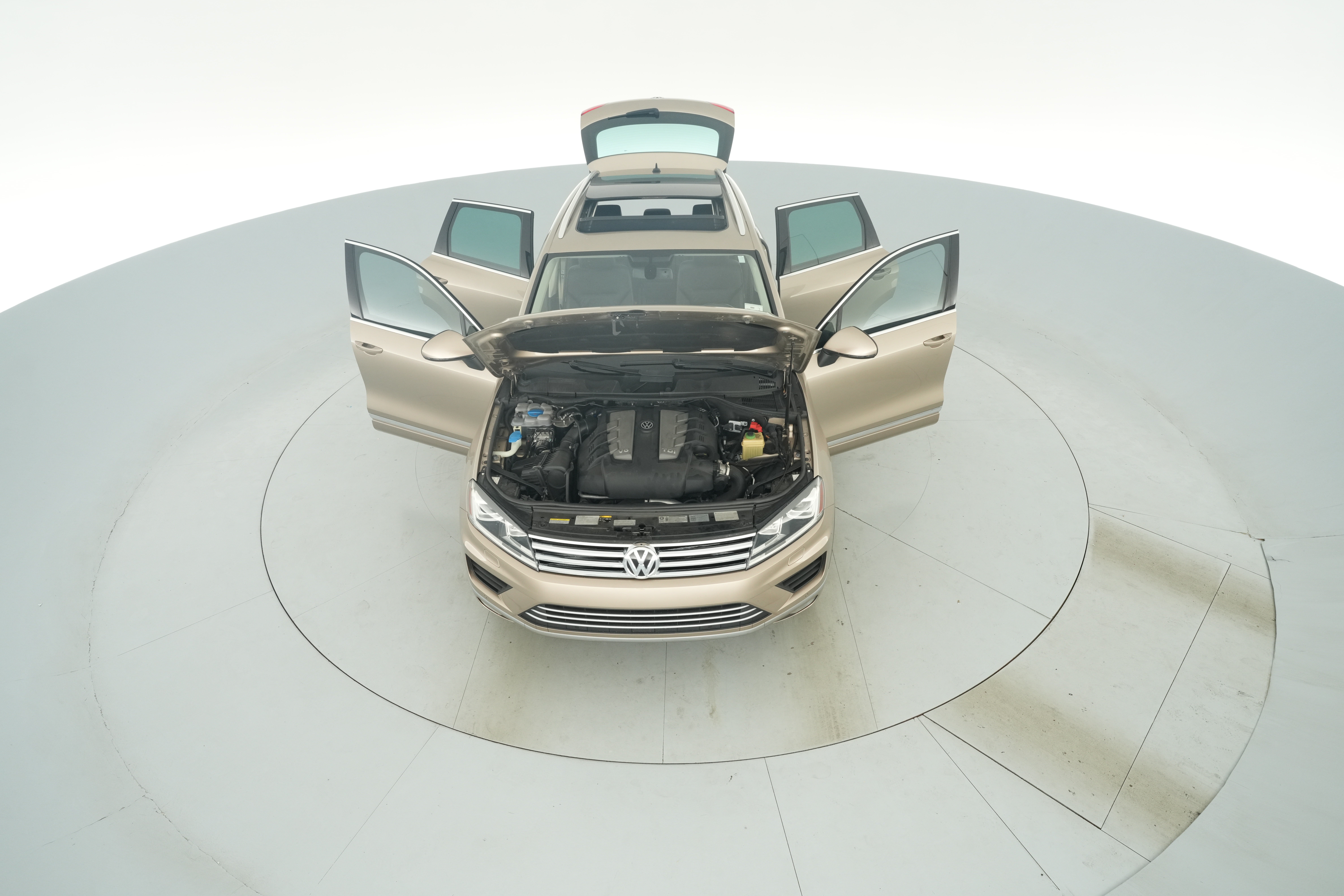 2016 Volkswagen Touareg Lux - Photo 43