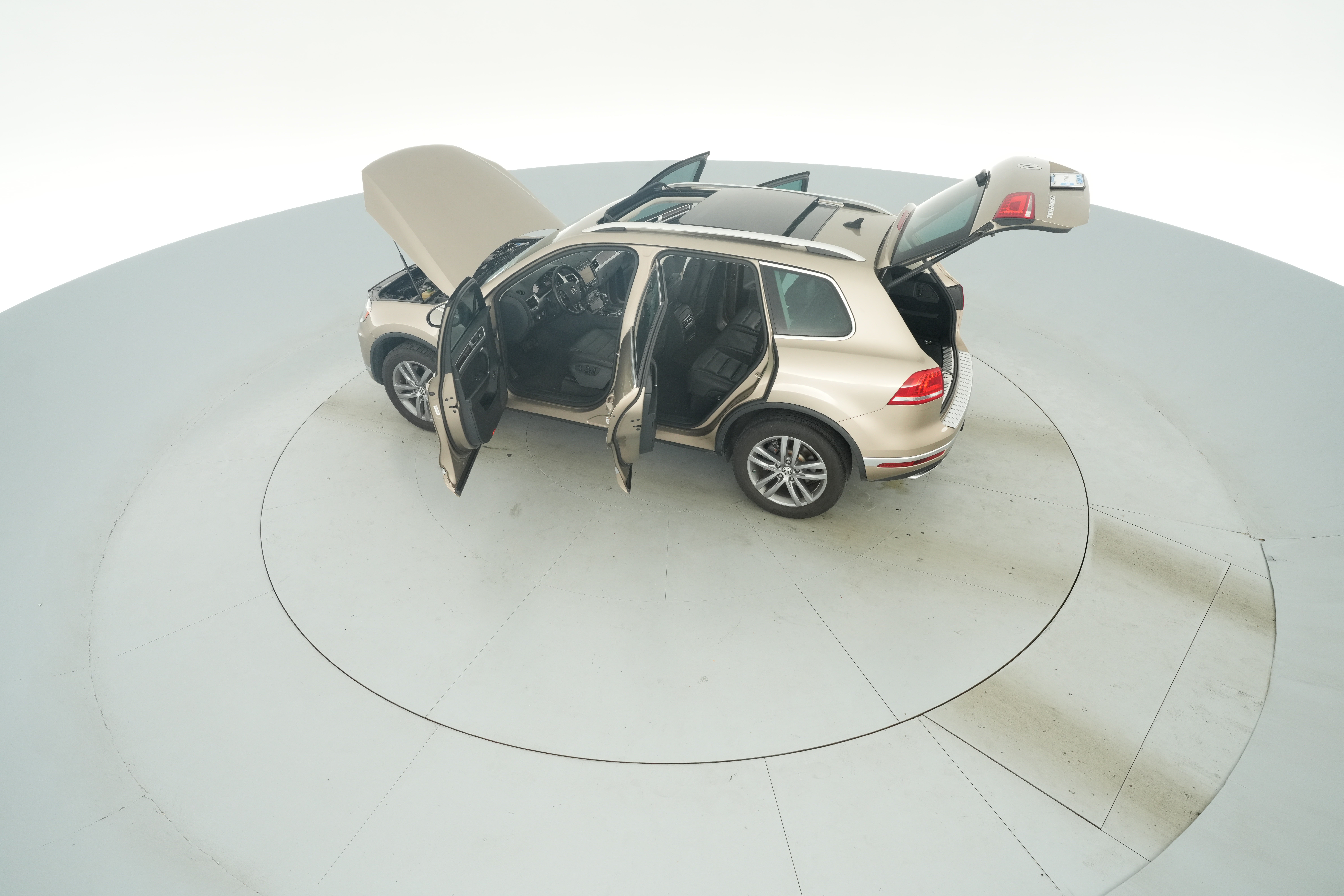 2016 Volkswagen Touareg Lux - Photo 48