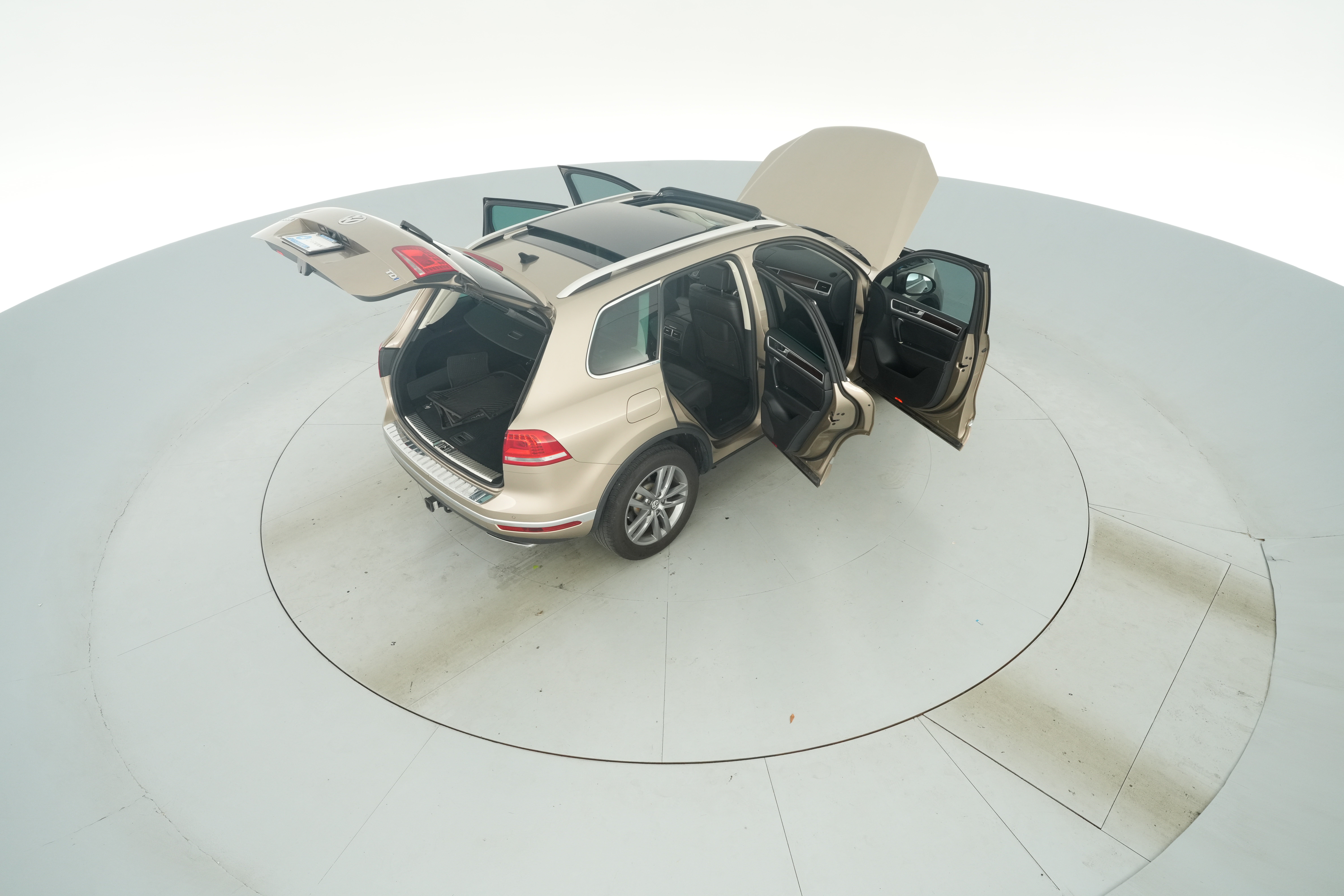 2016 Volkswagen Touareg Lux - Photo 53