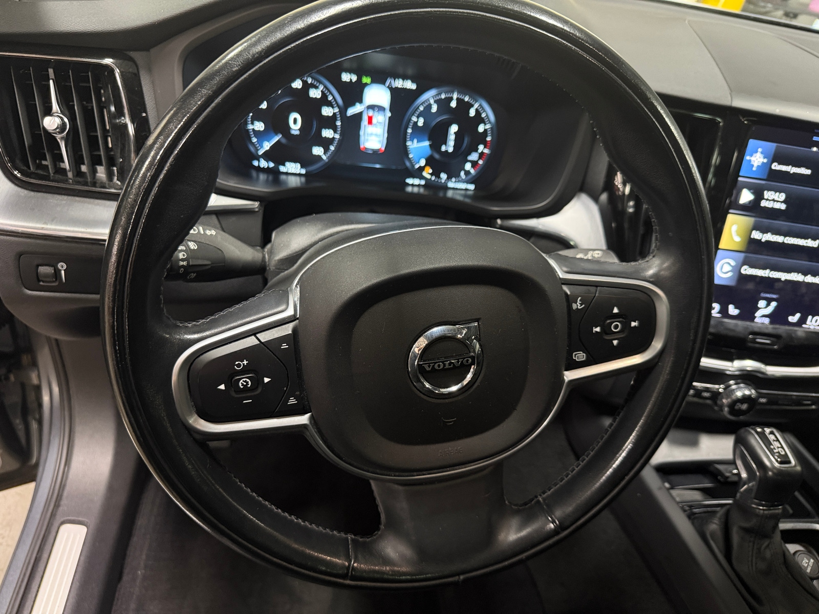 Thumbnail: 2021 Volvo XC60 - 4