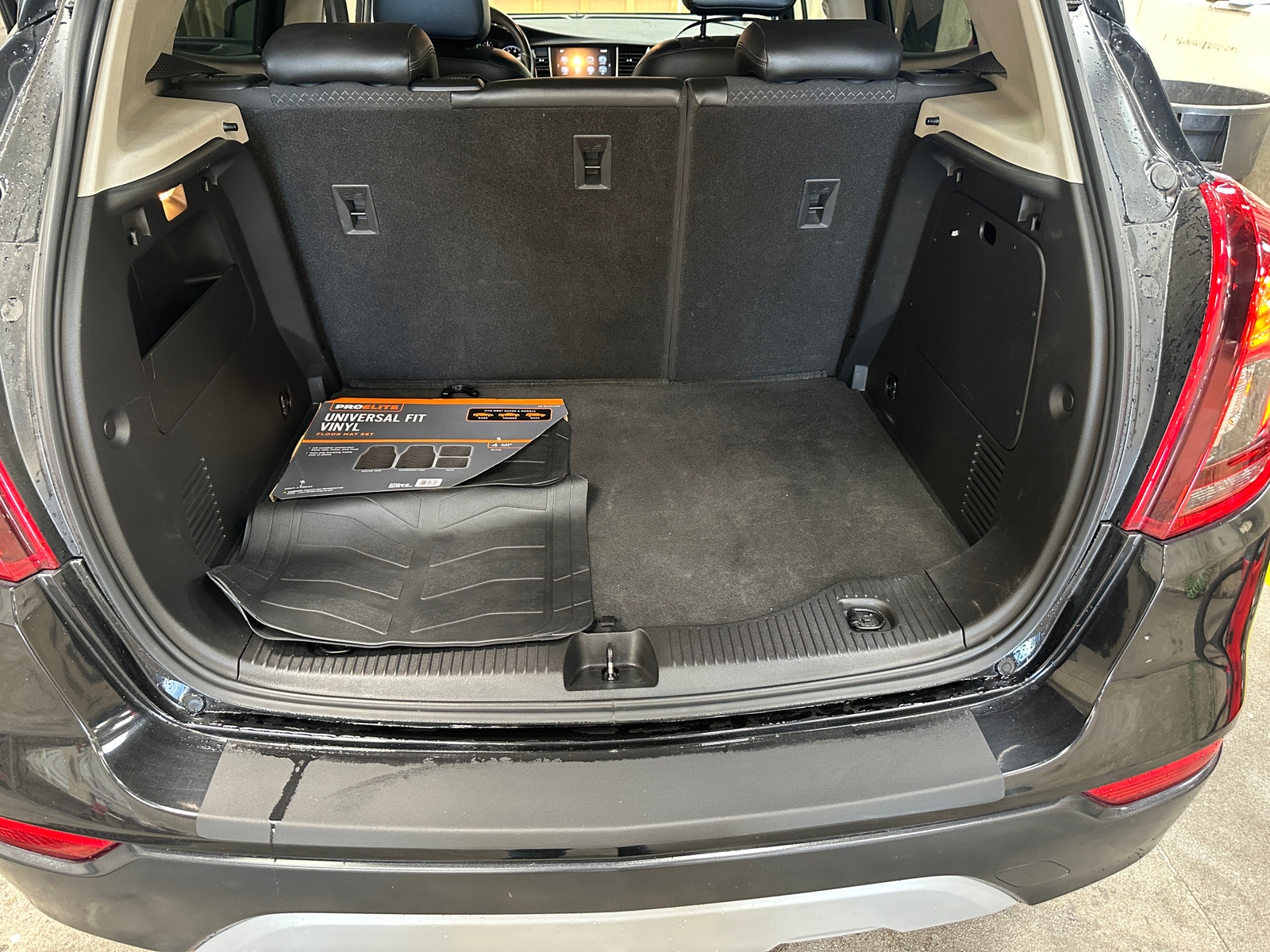 Thumbnail: 2018 Buick Encore - 7