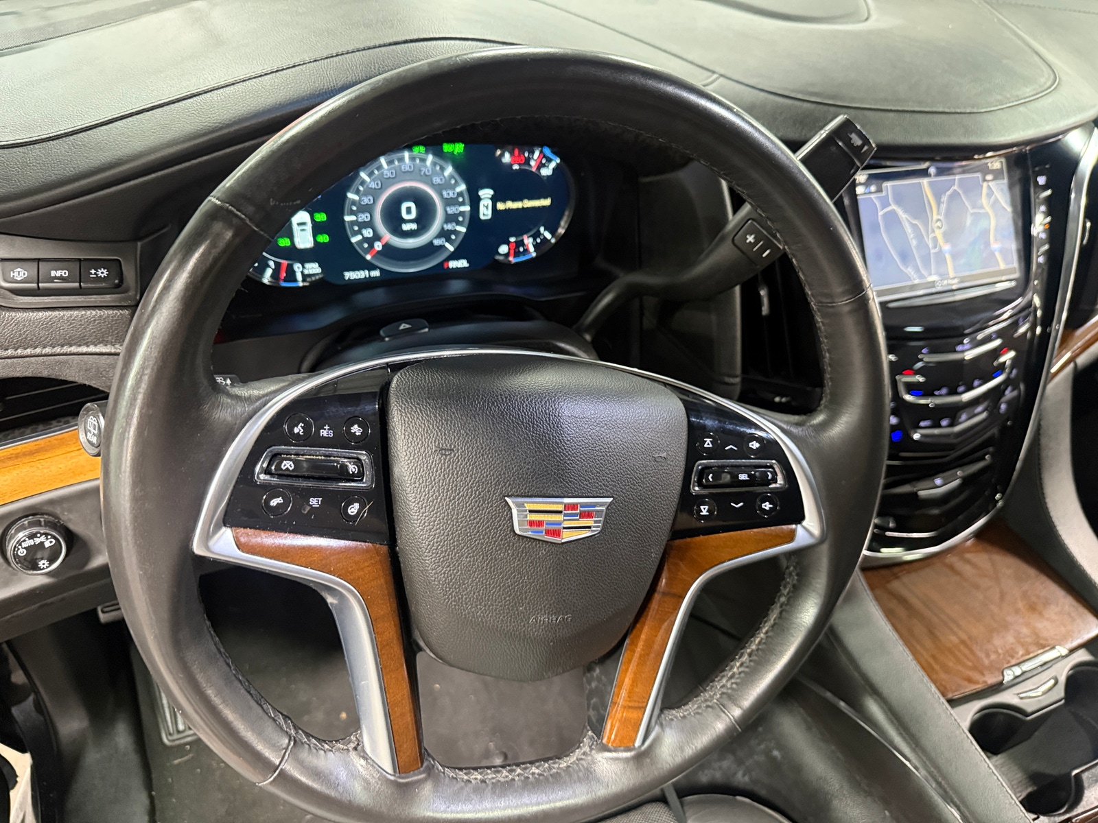 Thumbnail: 2017 Cadillac Escalade - 4