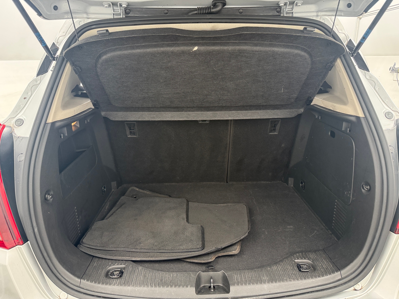 Thumbnail: 2018 Buick Encore - 6