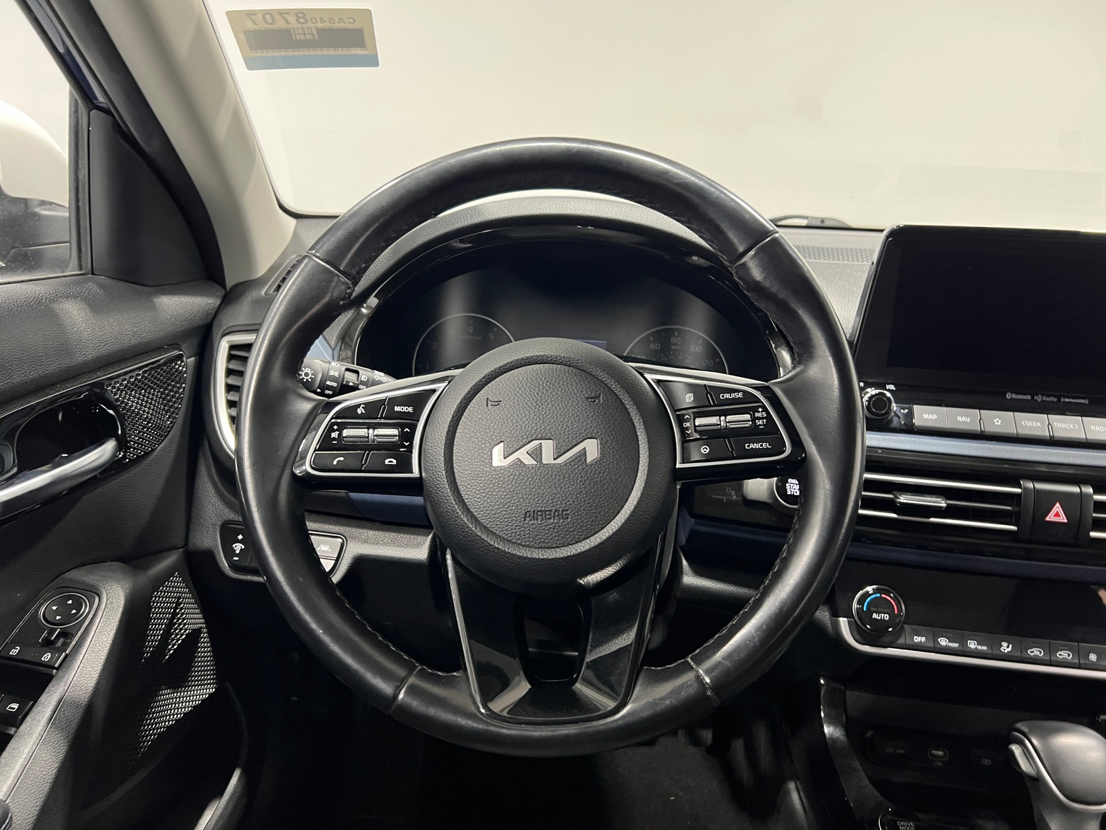 Thumbnail: 2022 Kia Seltos - 5