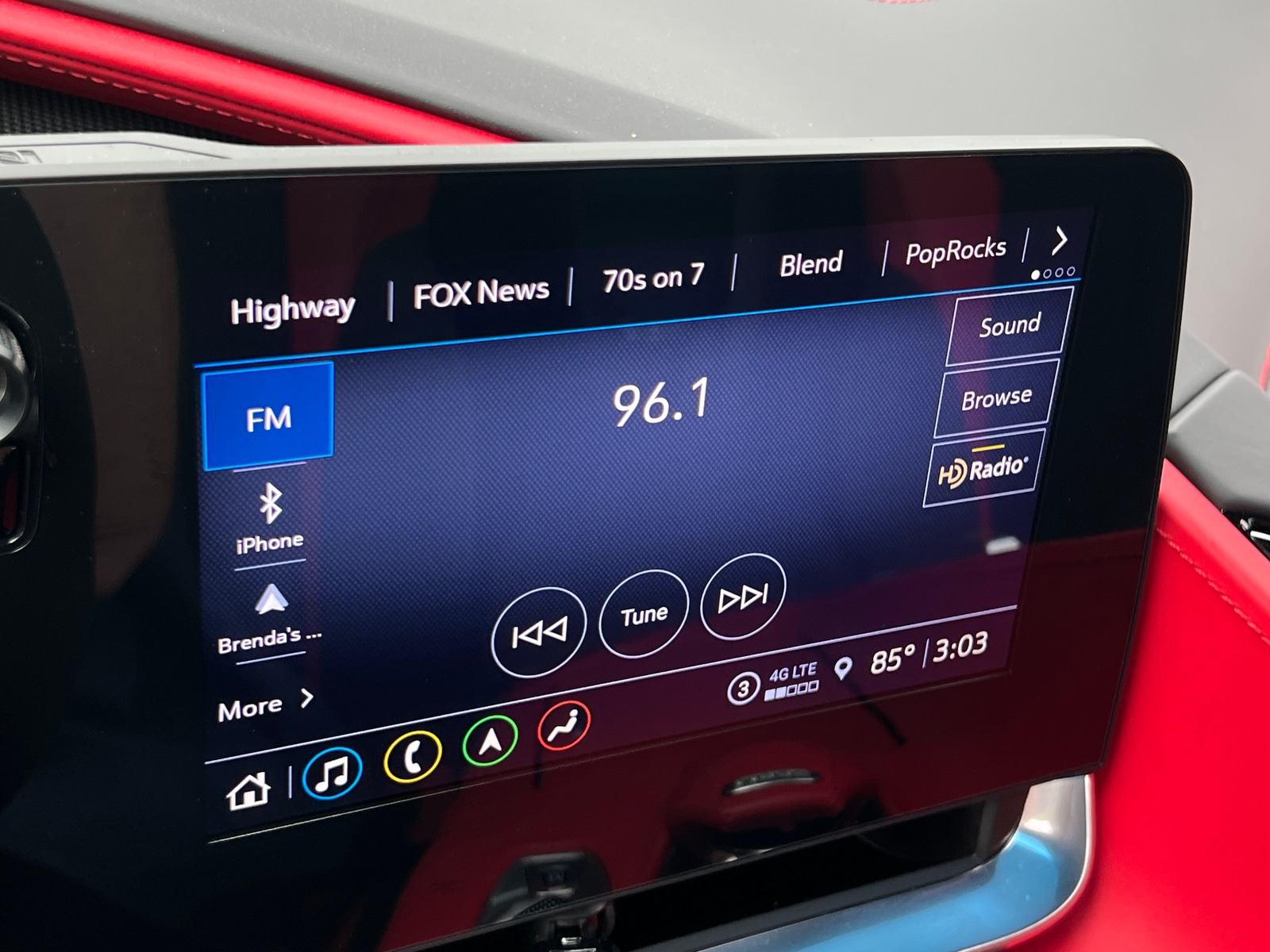 Thumbnail: 2021 Chevrolet Corvette - 3