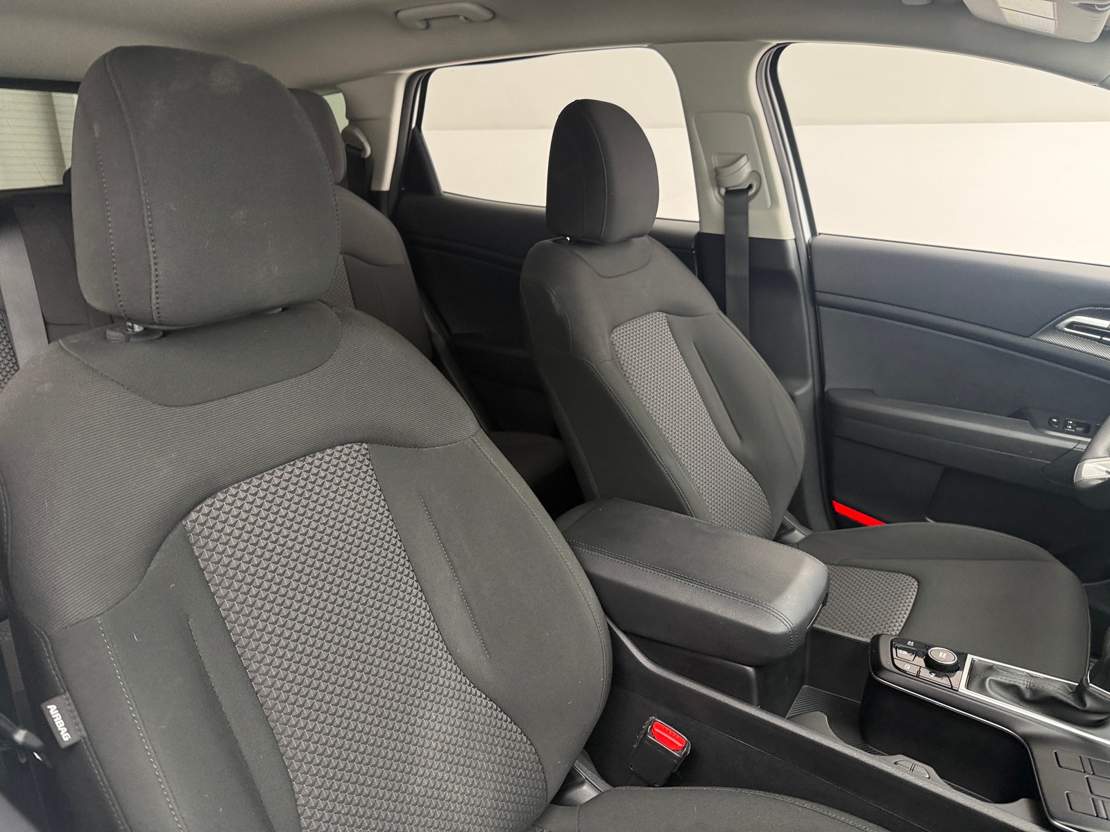 Thumbnail: 2025 Kia Sportage - 2