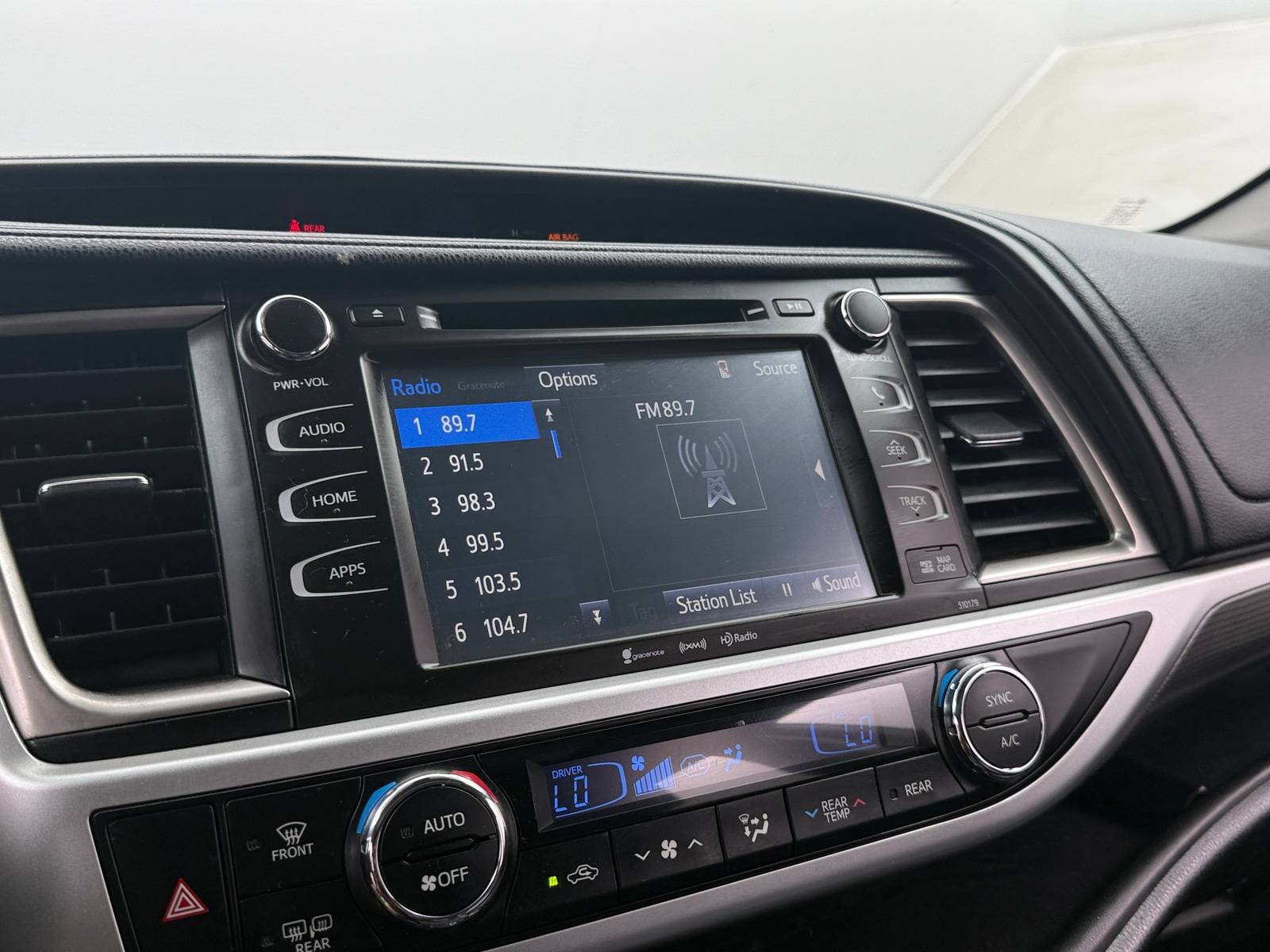 Thumbnail: 2017 Toyota Highlander - 3