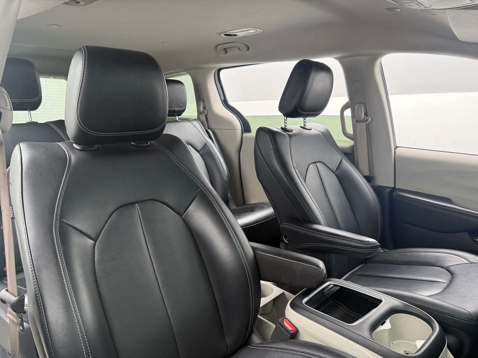 Thumbnail: 2024 Chrysler Pacifica - 2