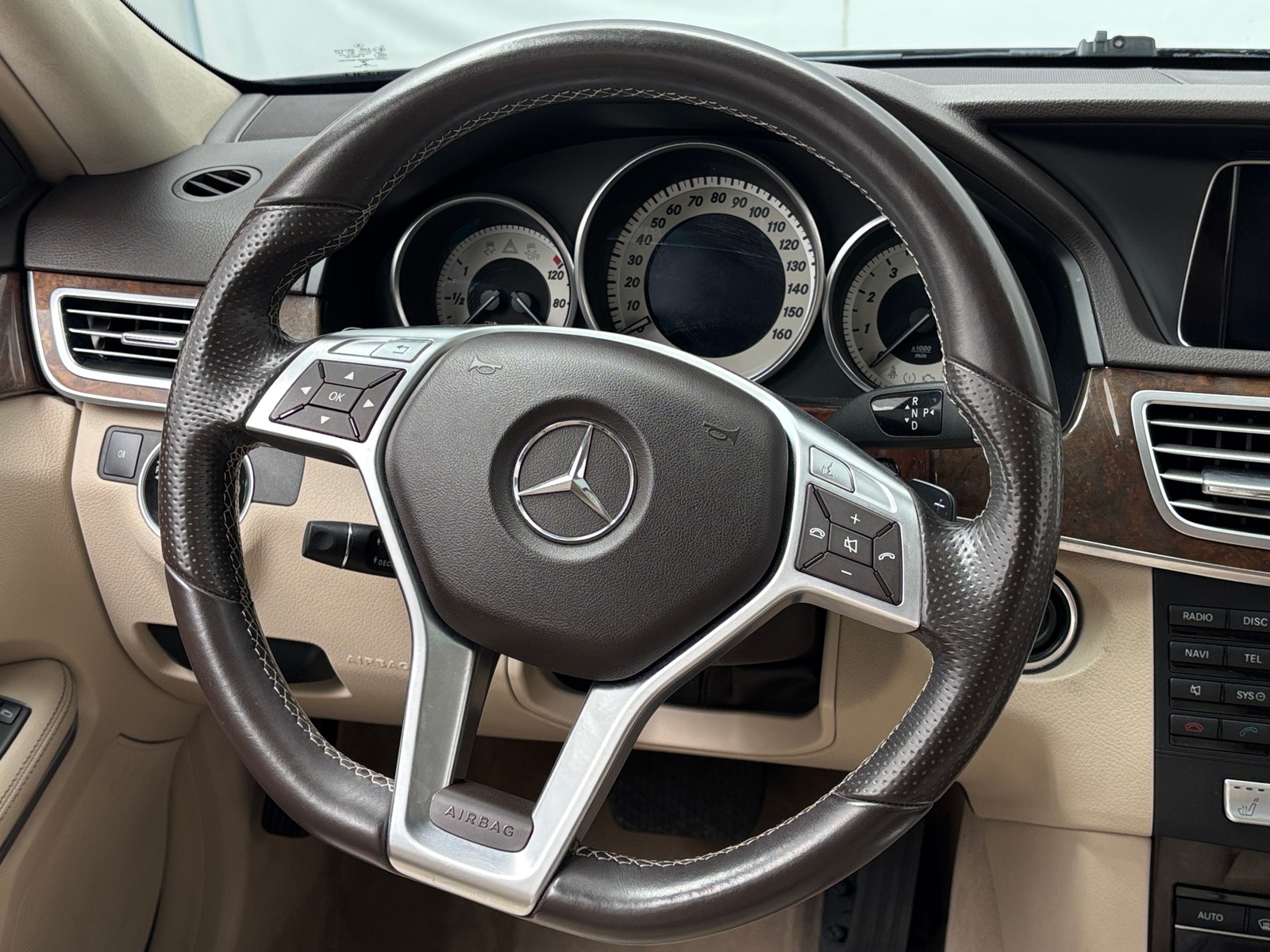 Thumbnail: 2014 Mercedes-Benz E-Class - 4