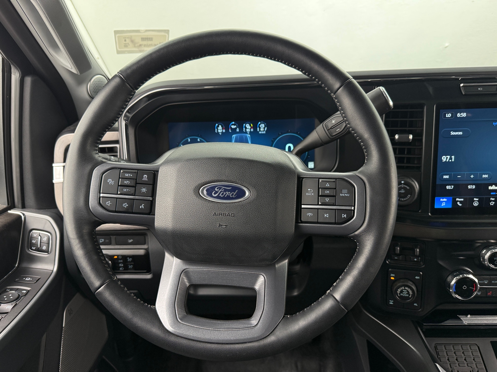Thumbnail: 2023 Ford Econoline - 4