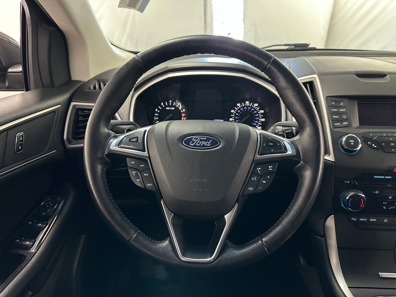 Thumbnail: 2018 Ford Edge - 5
