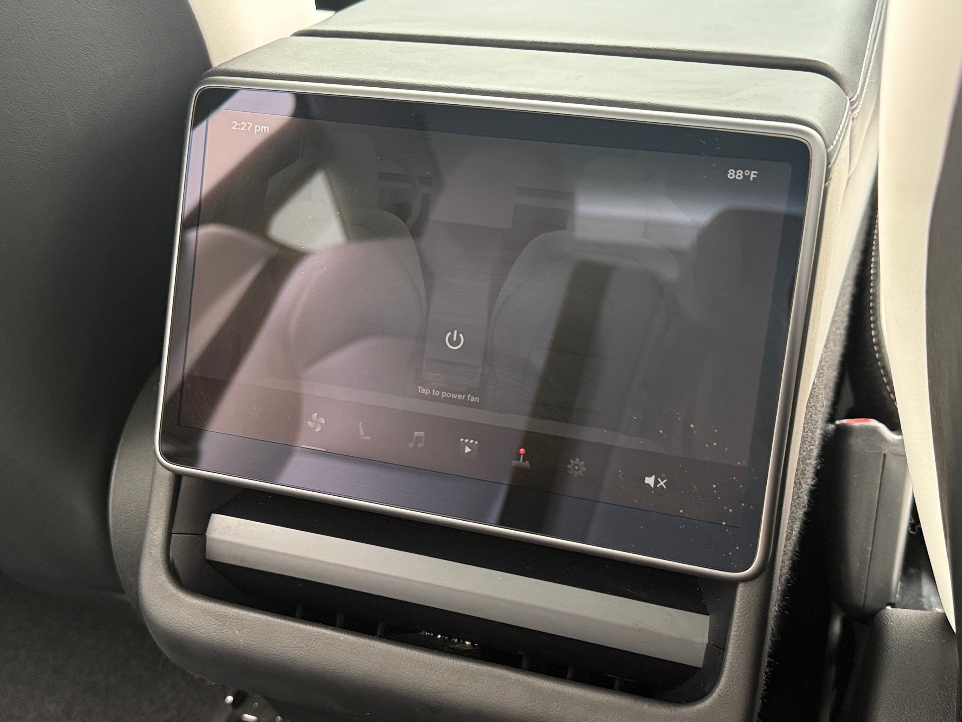 2025 Tesla Model 3 Long Range - Photo 3