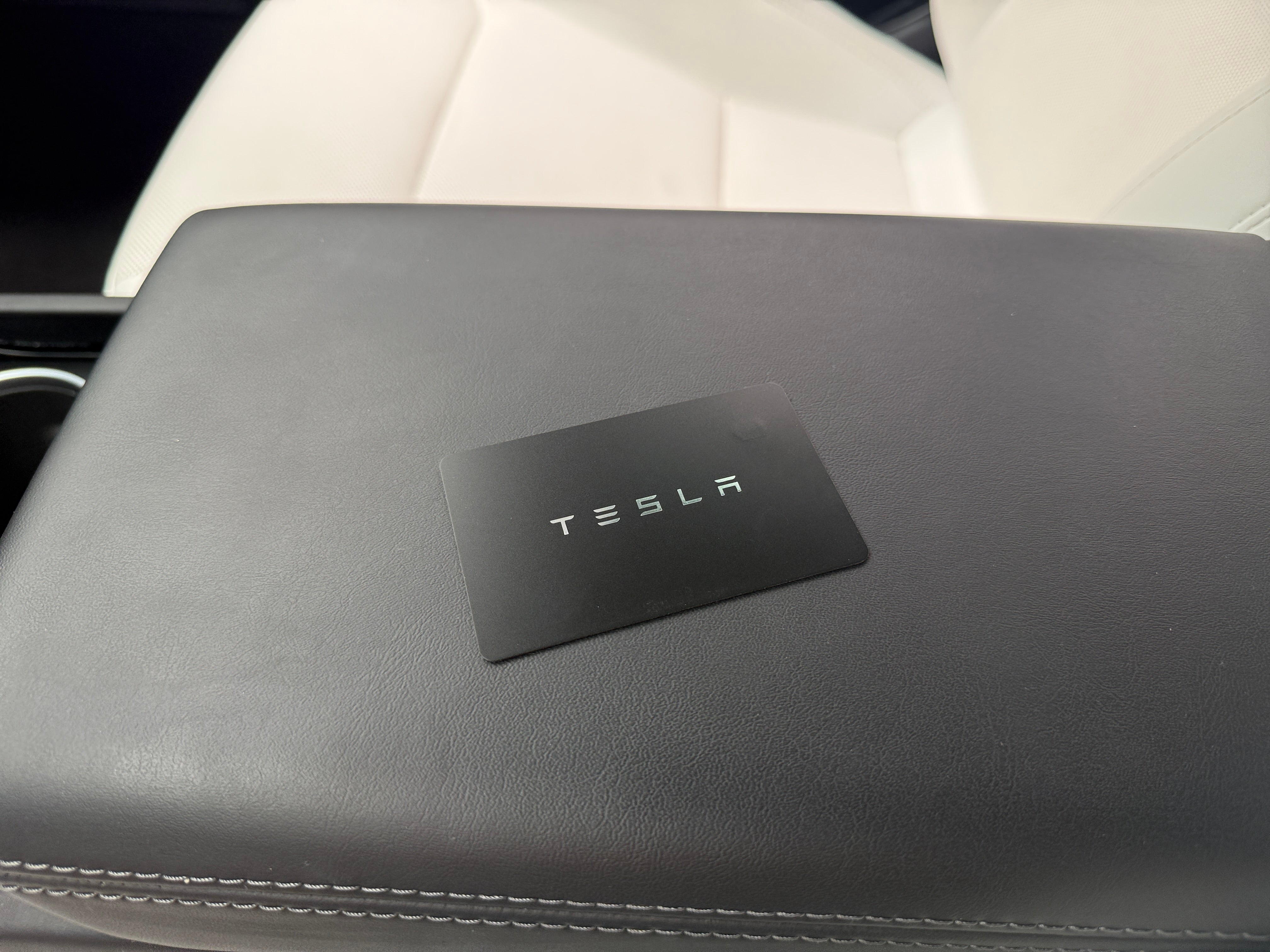 2025 Tesla Model 3 Long Range - Photo 14
