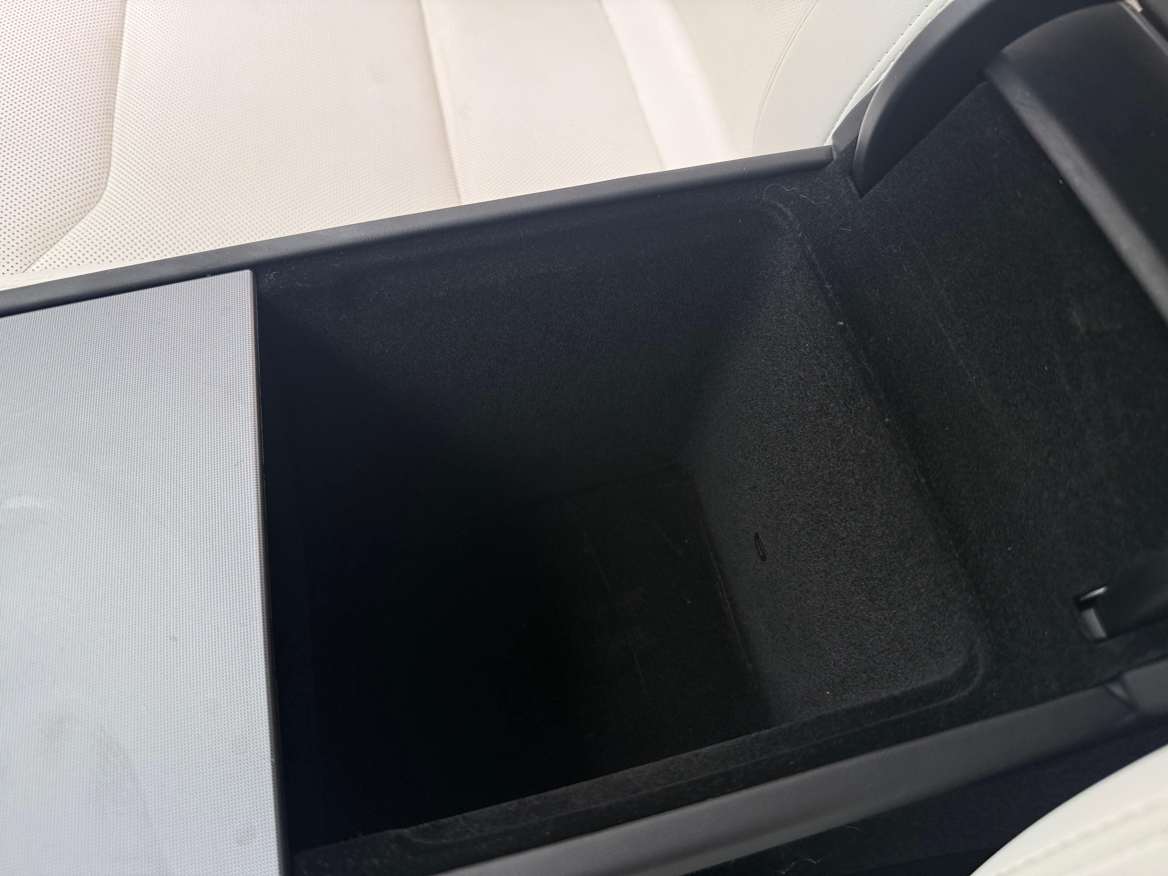 2025 Tesla Model 3 Long Range - Photo 18