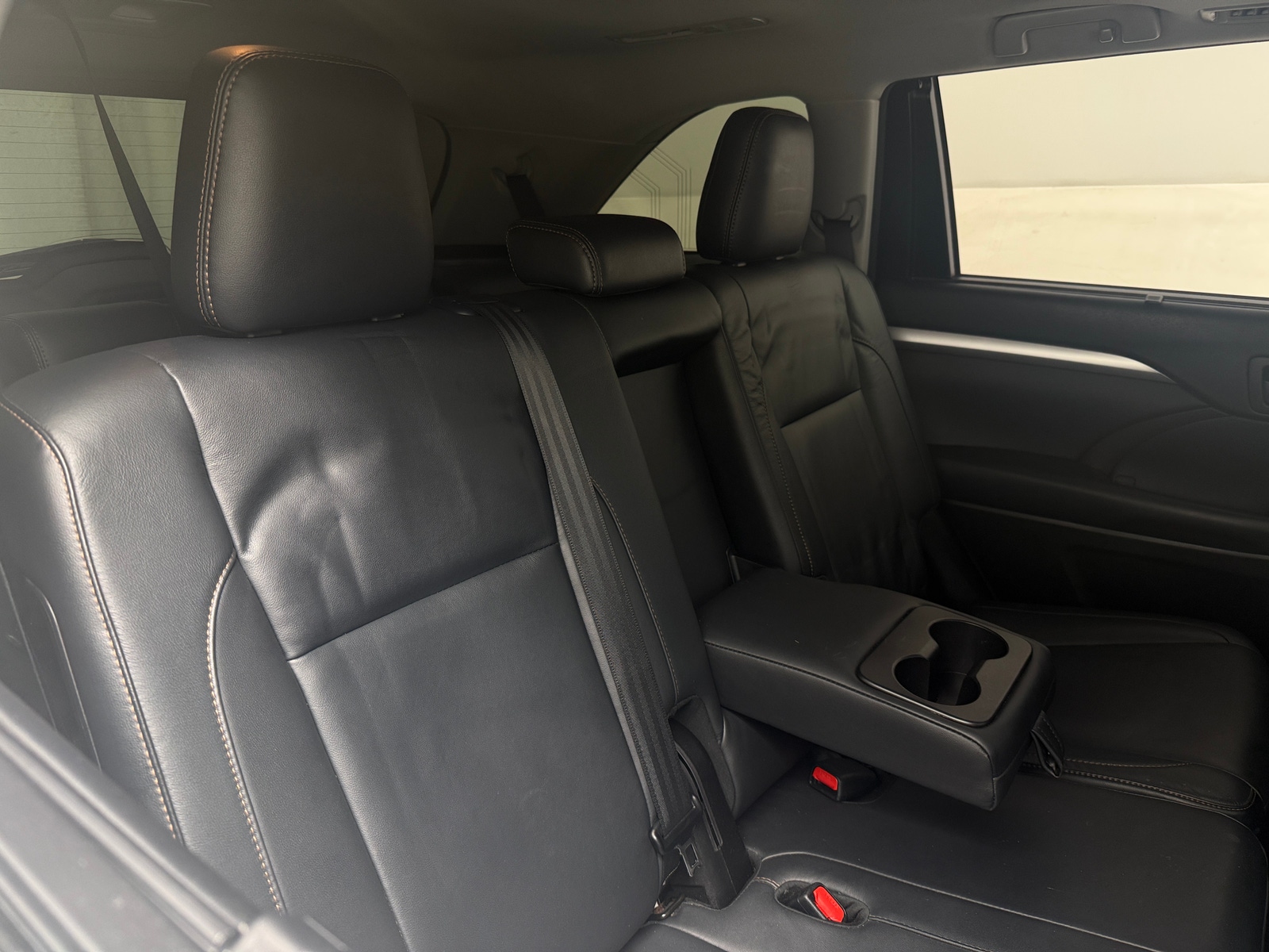 Thumbnail: 2018 Toyota Highlander - 5