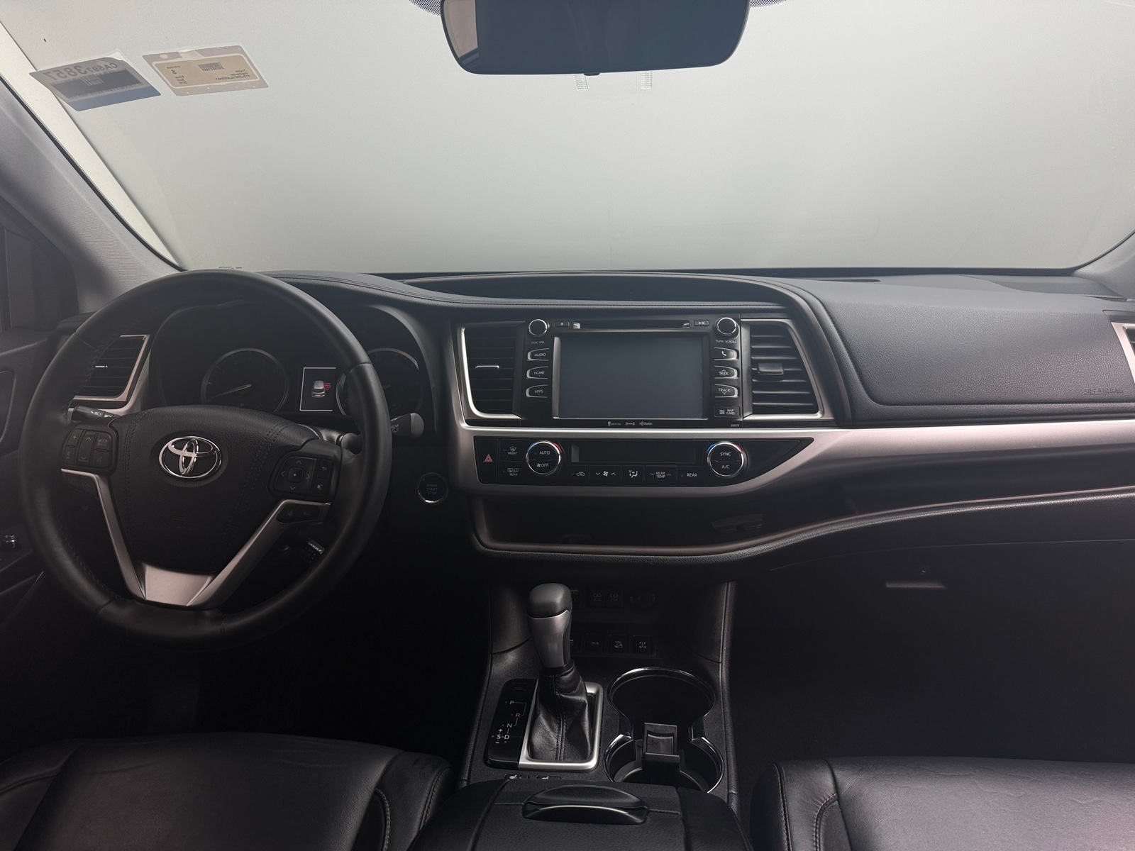 Thumbnail: 2018 Toyota Highlander - 2