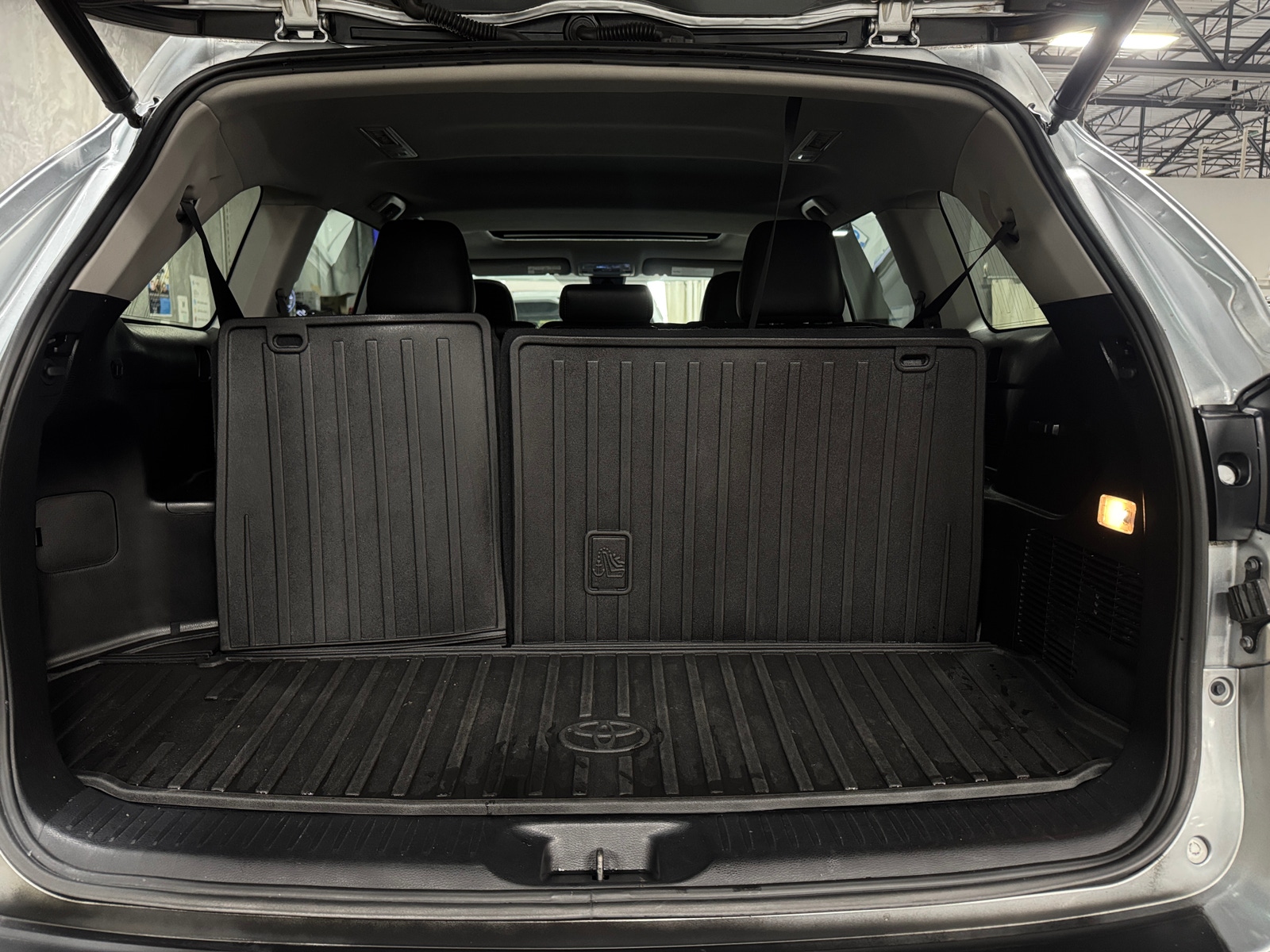 Thumbnail: 2018 Toyota Highlander - 6
