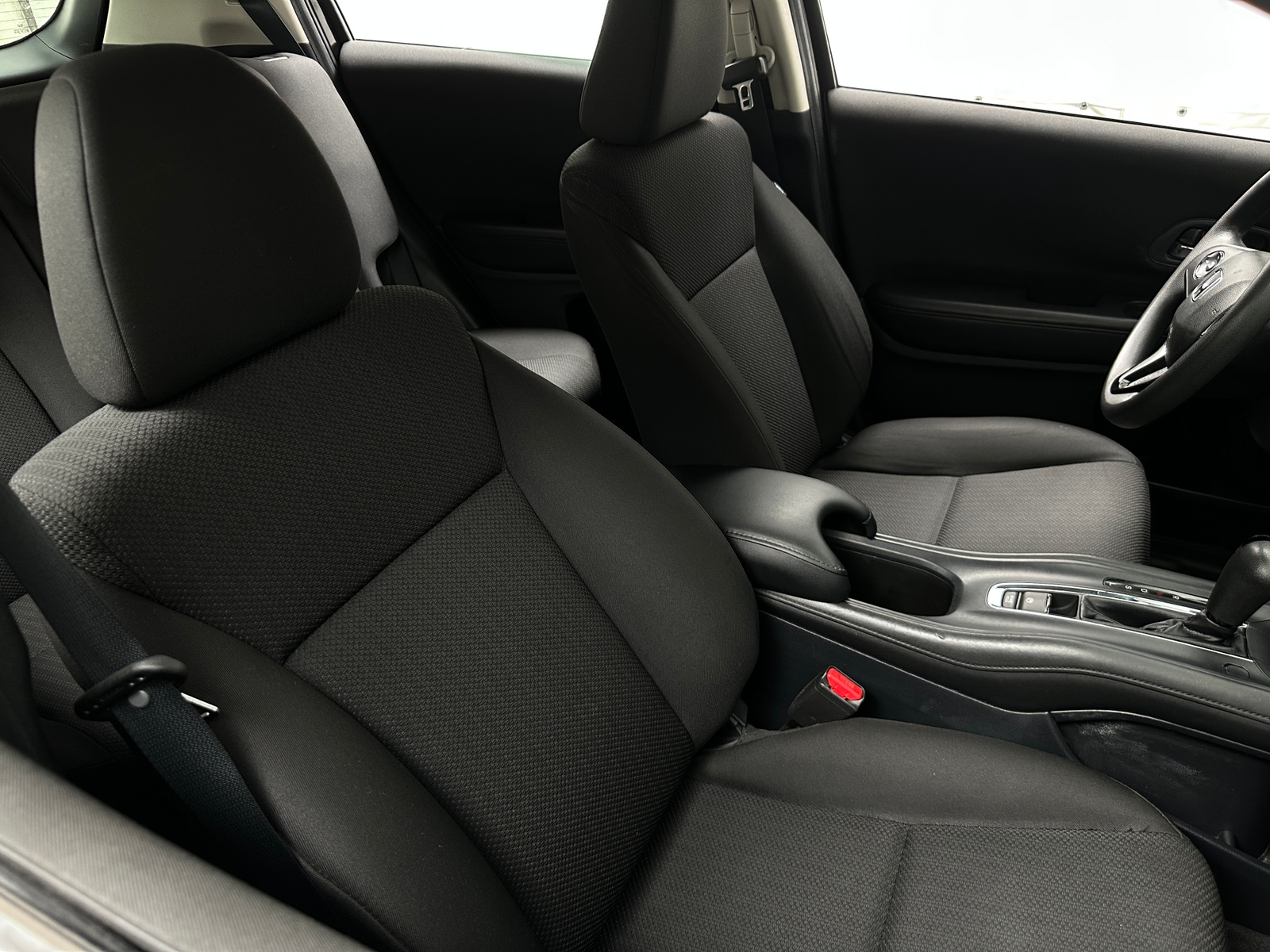Thumbnail: 2016 Honda HR-V - 2