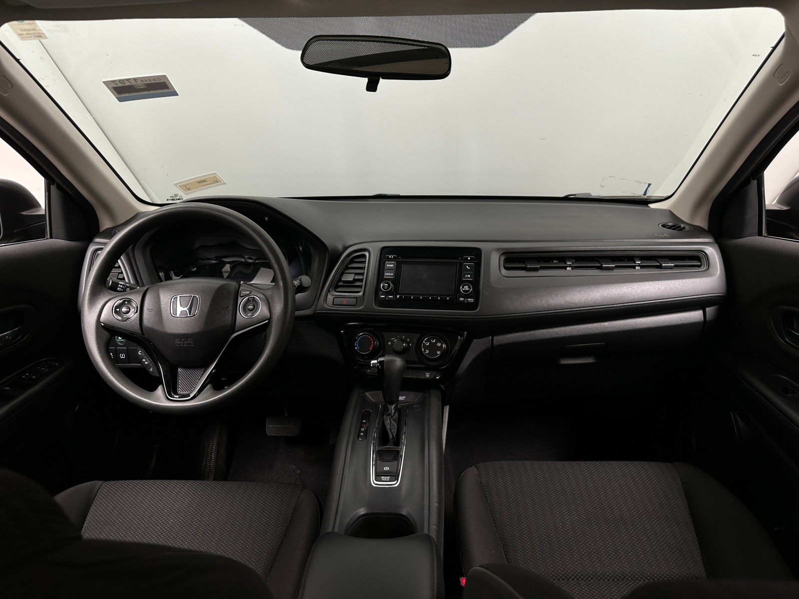 Thumbnail: 2016 Honda HR-V - 3