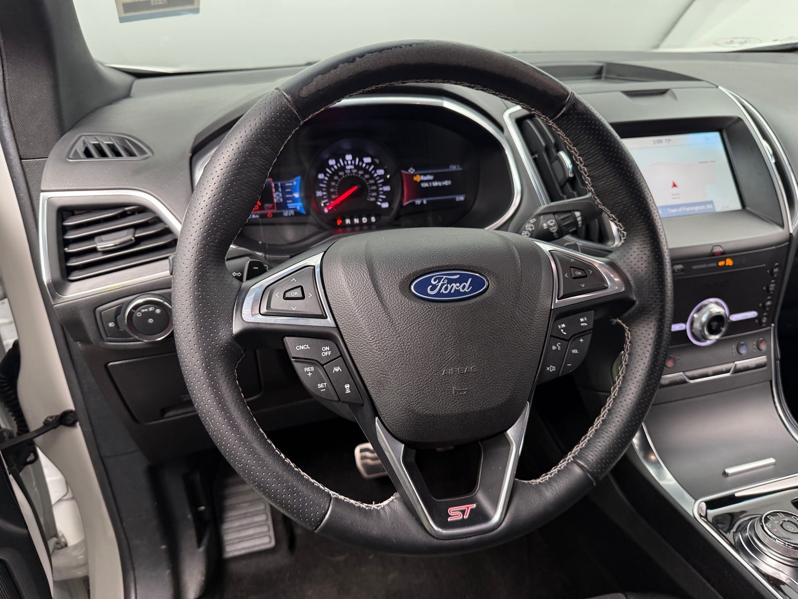 Thumbnail: 2020 Ford Edge - 4