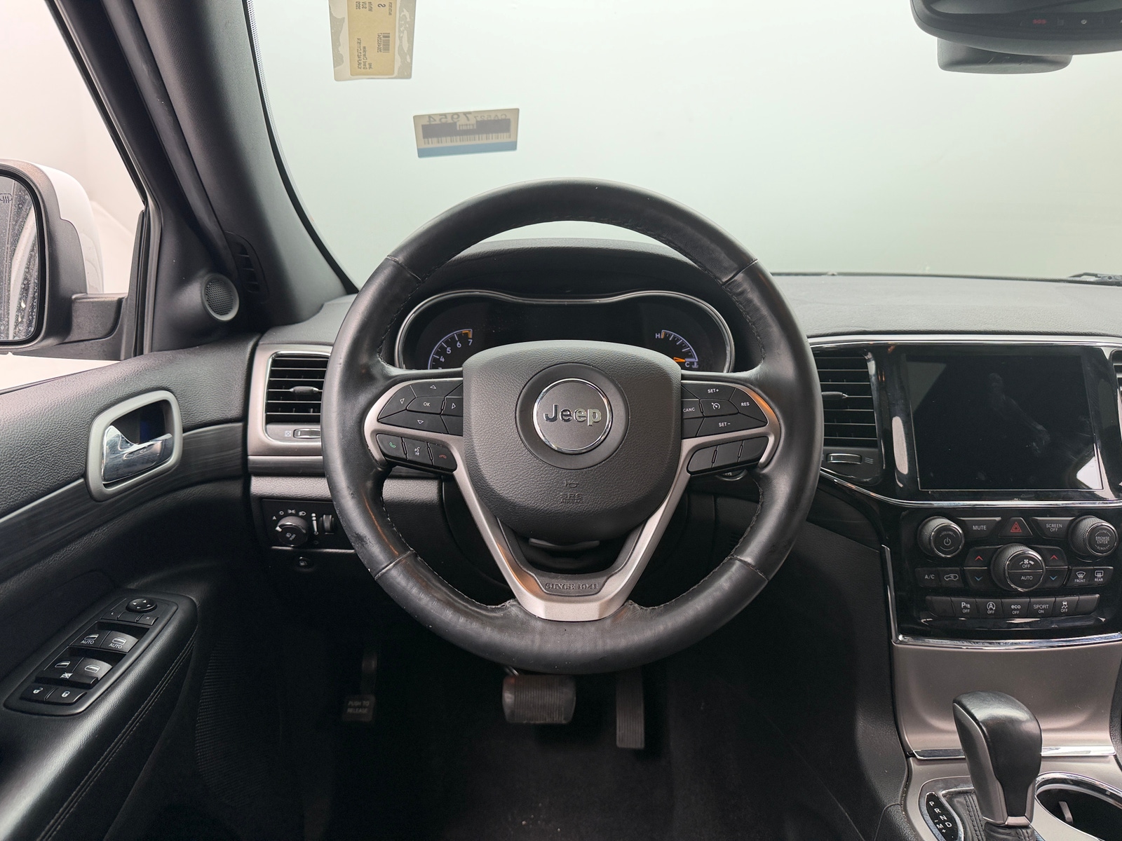 Thumbnail: 2020 Jeep Grand Cherokee - 5
