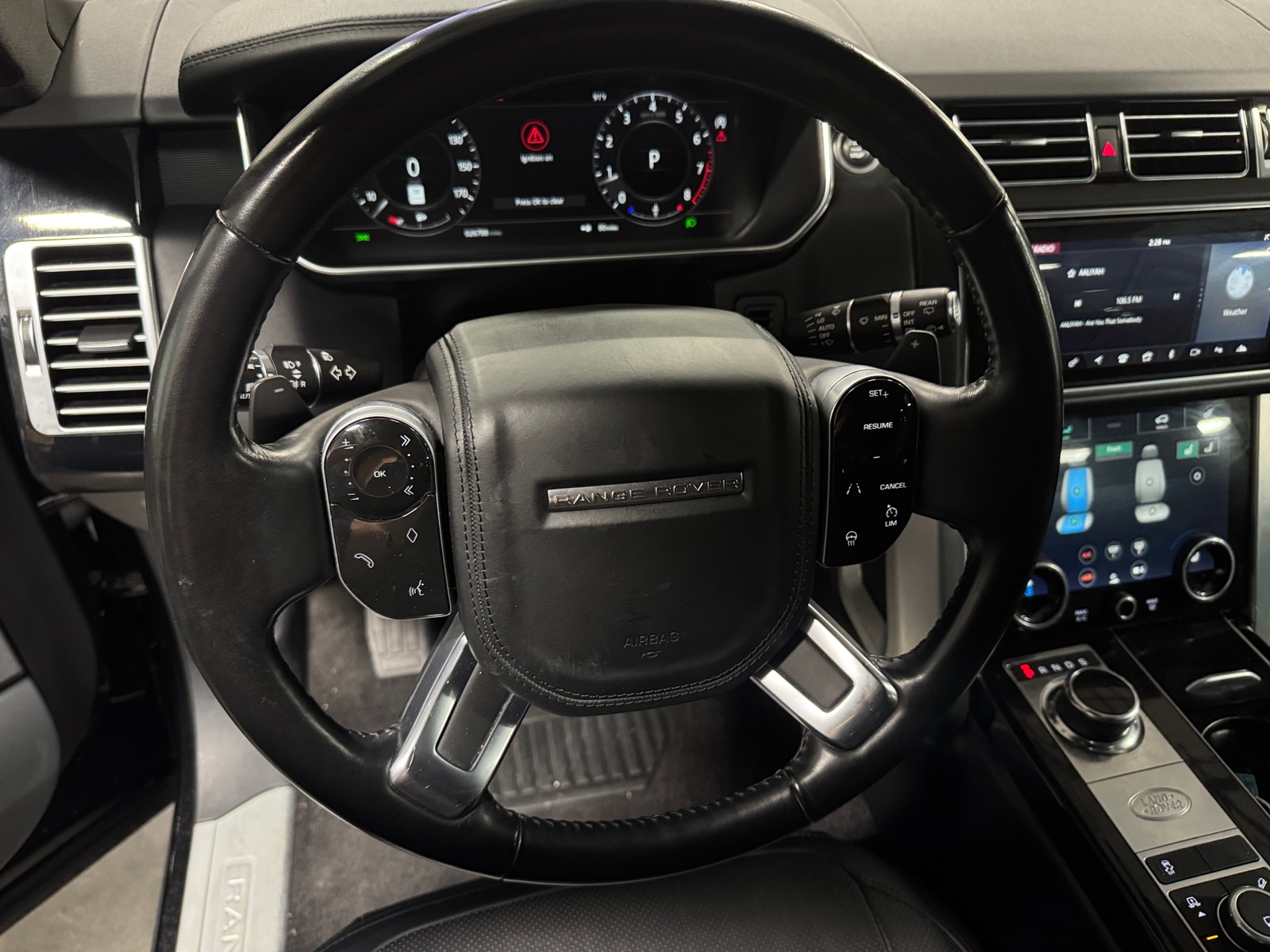 Thumbnail: 2022 Land Rover Range Rover - 4