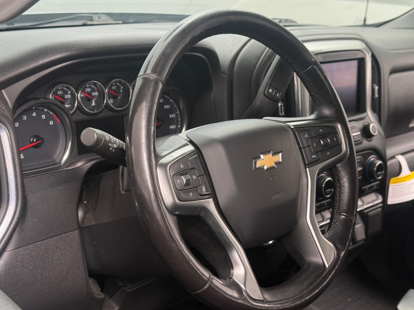Thumbnail: 2021 Chevrolet Silverado 1500 - 5