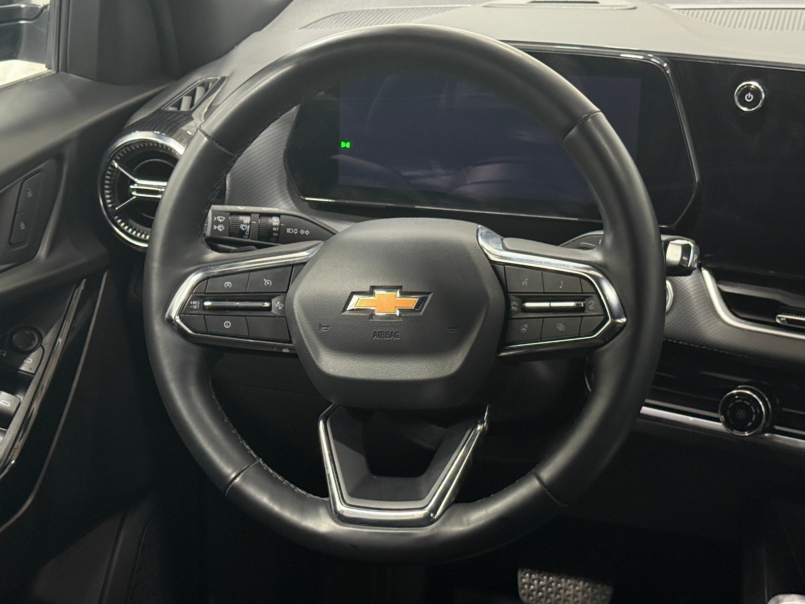 Thumbnail: 2025 Chevrolet Equinox - 5