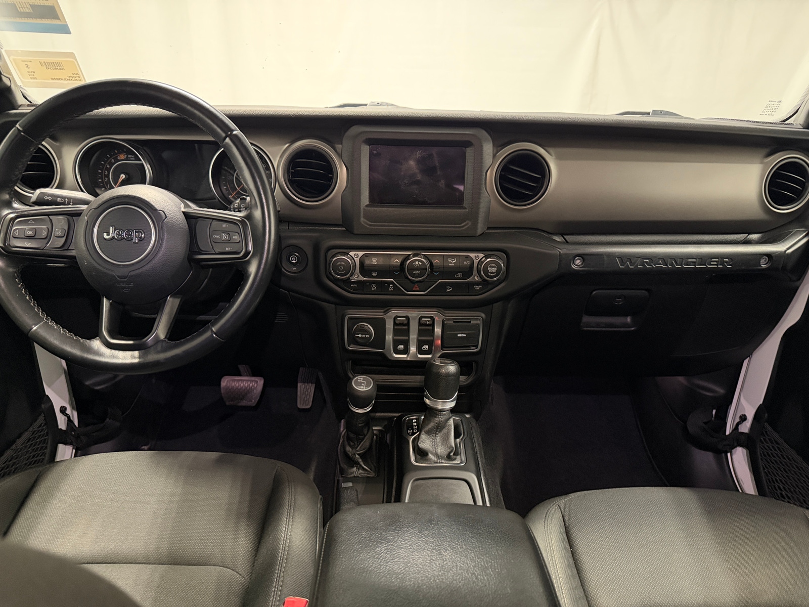 Thumbnail: 2020 Jeep Wrangler - 3