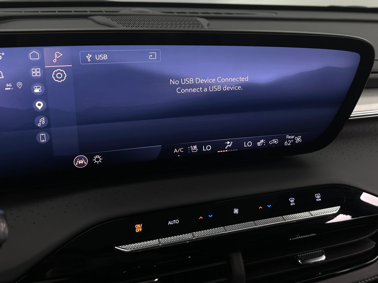 Thumbnail: 2025 Buick Enclave - 3